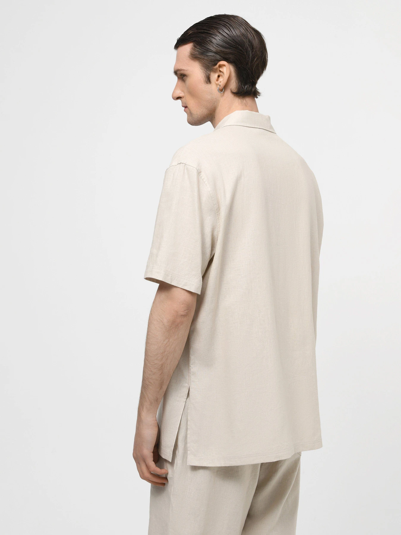 Рубашки Emporio Armani модель 211880-4R467-00040 Рубашки Emporio Armani модель 211880-4R467-00040 Фото