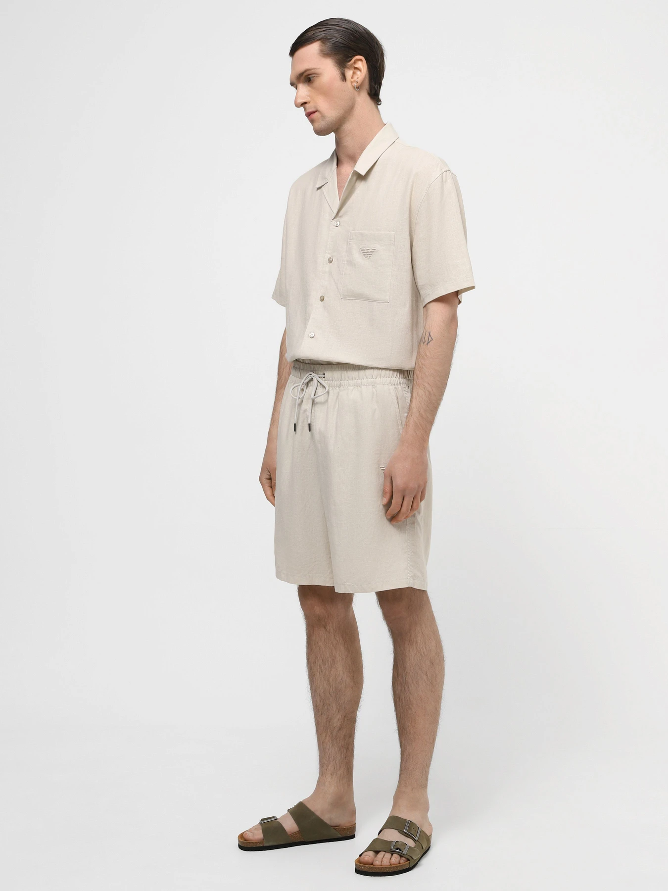 Шорты Emporio Armani модель 211864-4R467-00040 Шорты Emporio Armani модель 211864-4R467-00040 Фото