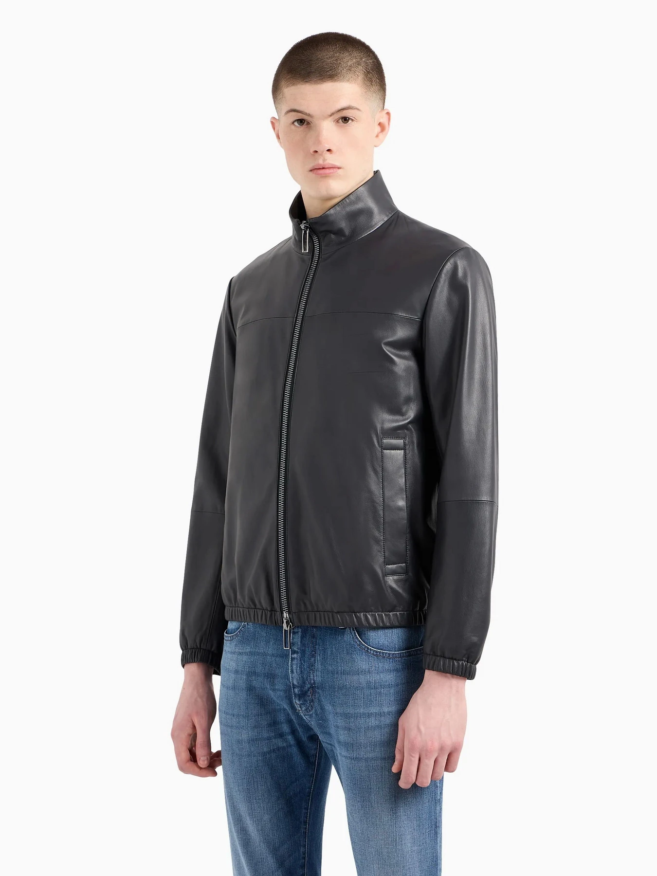 Куртки и дубленки Emporio Armani модель 01R55P-01P54-922 Куртки и дубленки Emporio Armani модель 01R55P-01P54-922 Фото