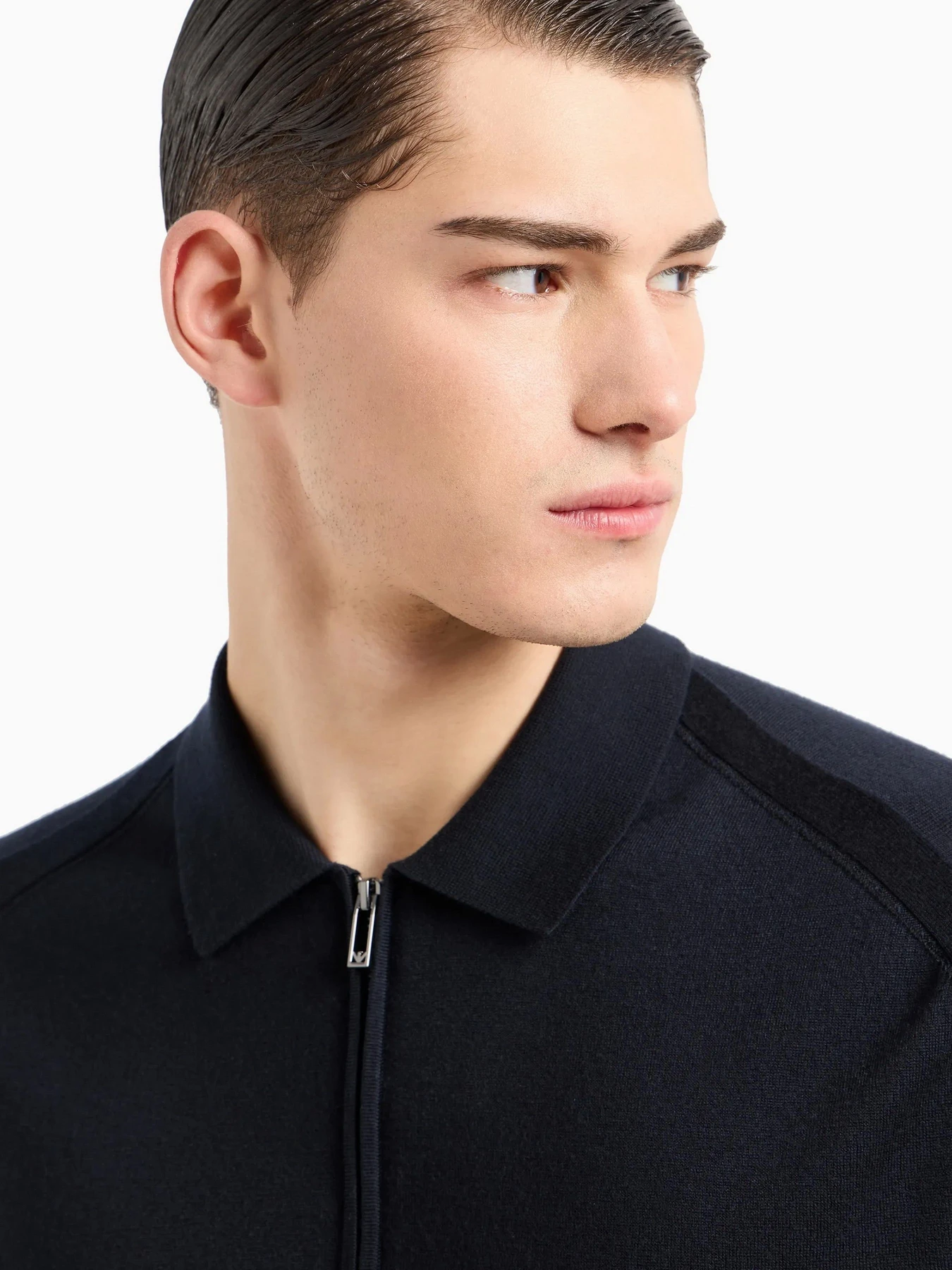 Футболки и поло Emporio Armani модель 6D1MXF-1MJKZ-0920 Футболки и поло Emporio Armani модель 6D1MXF-1MJKZ-0920 Фото