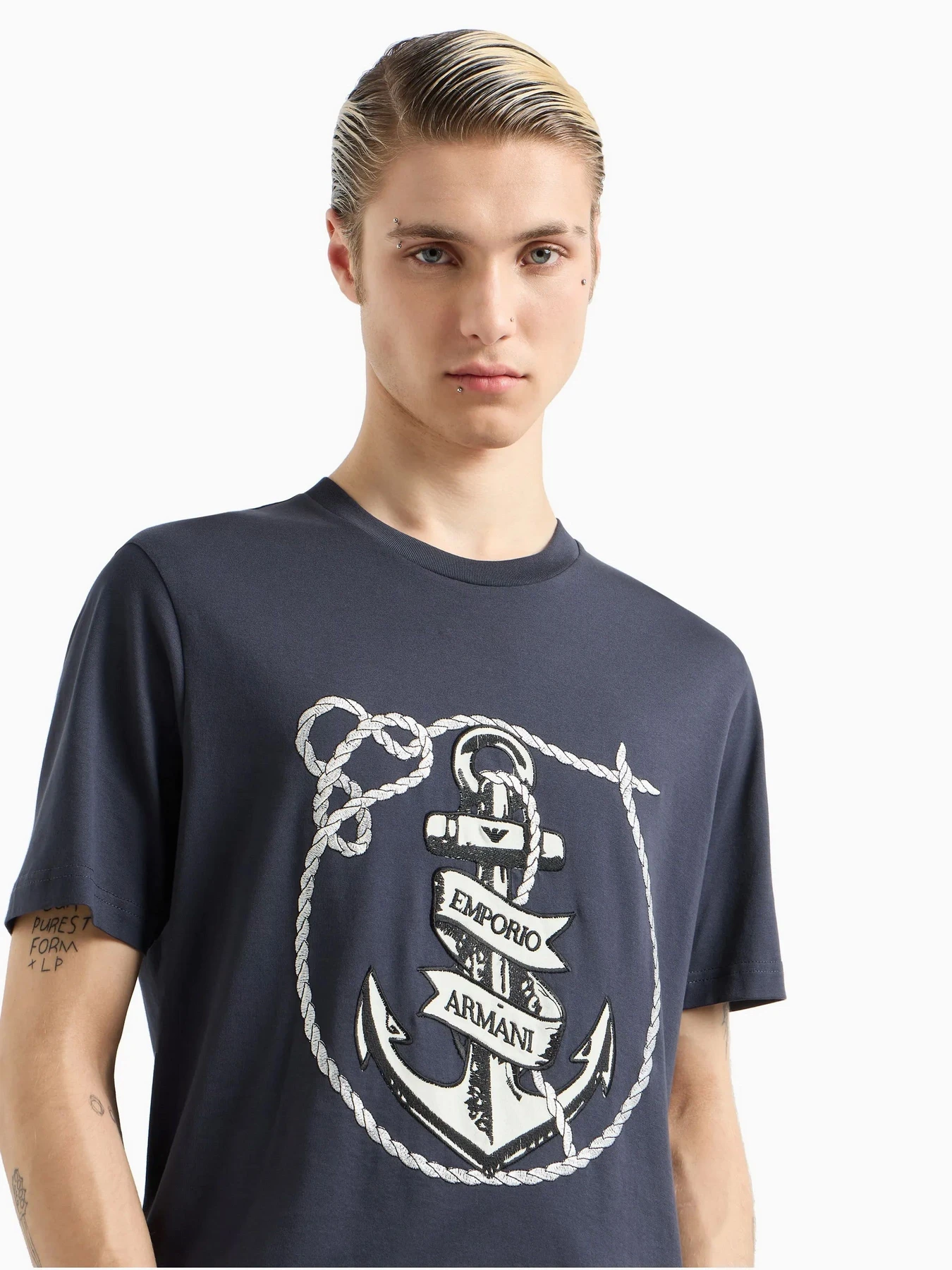 Футболки и поло Emporio Armani модель 6D1T6S-1J7FZ-09U6 Футболки и поло Emporio Armani модель 6D1T6S-1J7FZ-09U6 Фото