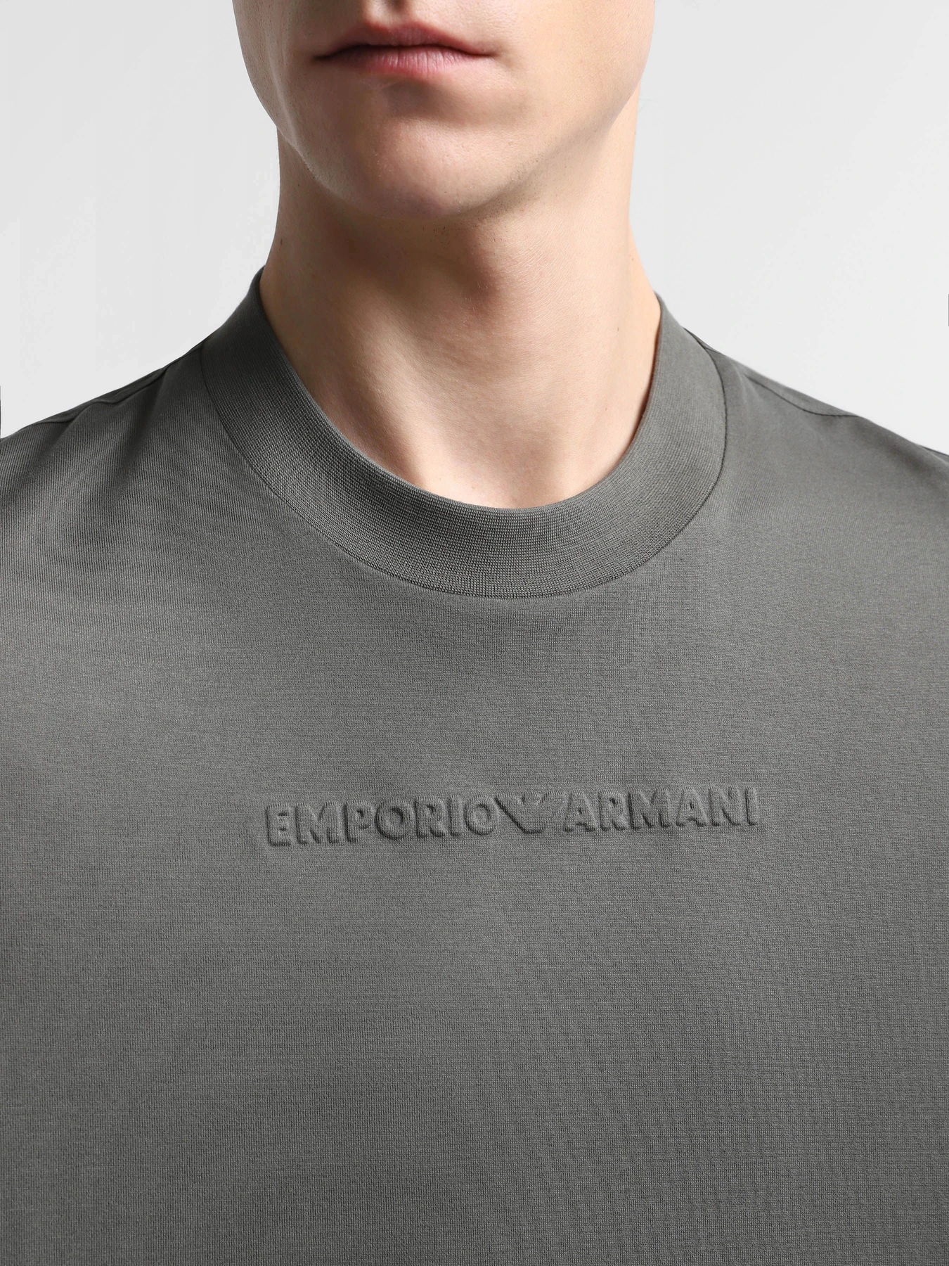 Футболки и поло Emporio Armani модель 6D1TQ1-1JPVZ-06K0 Футболки и поло Emporio Armani модель 6D1TQ1-1JPVZ-06K0 Фото