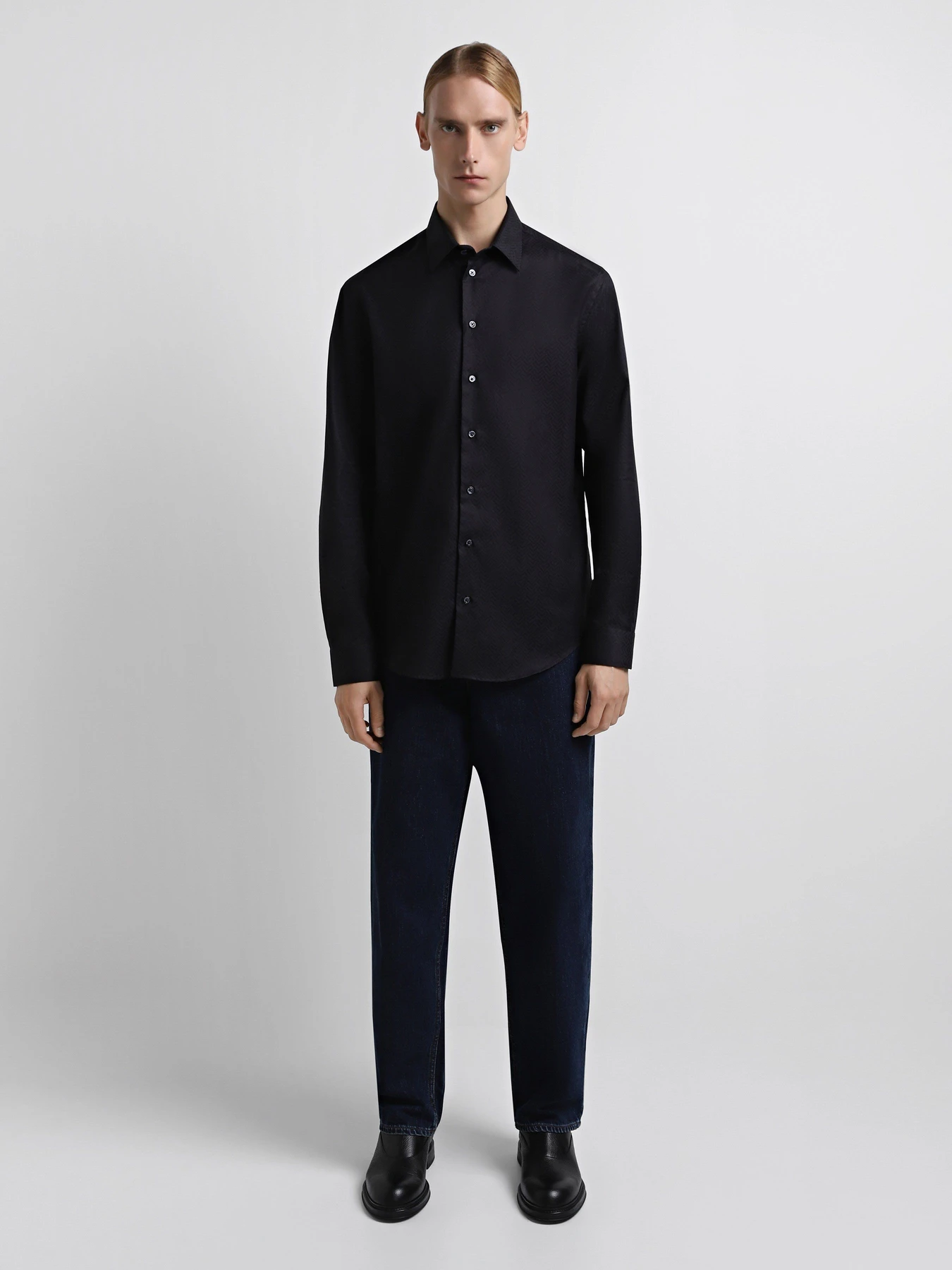 Рубашки Emporio Armani модель EM000099-TE11320-UB081 Рубашки Emporio Armani модель EM000099-TE11320-UB081 Фото