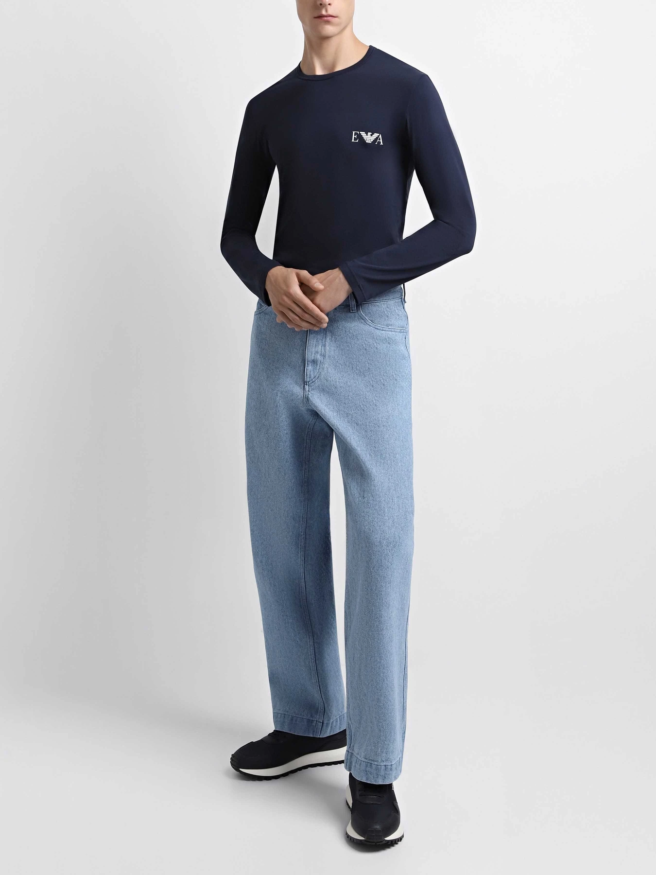 Худи и свитшоты Emporio Armani модель 111023-4F715-00135 Худи и свитшоты Emporio Armani модель 111023-4F715-00135 Фото
