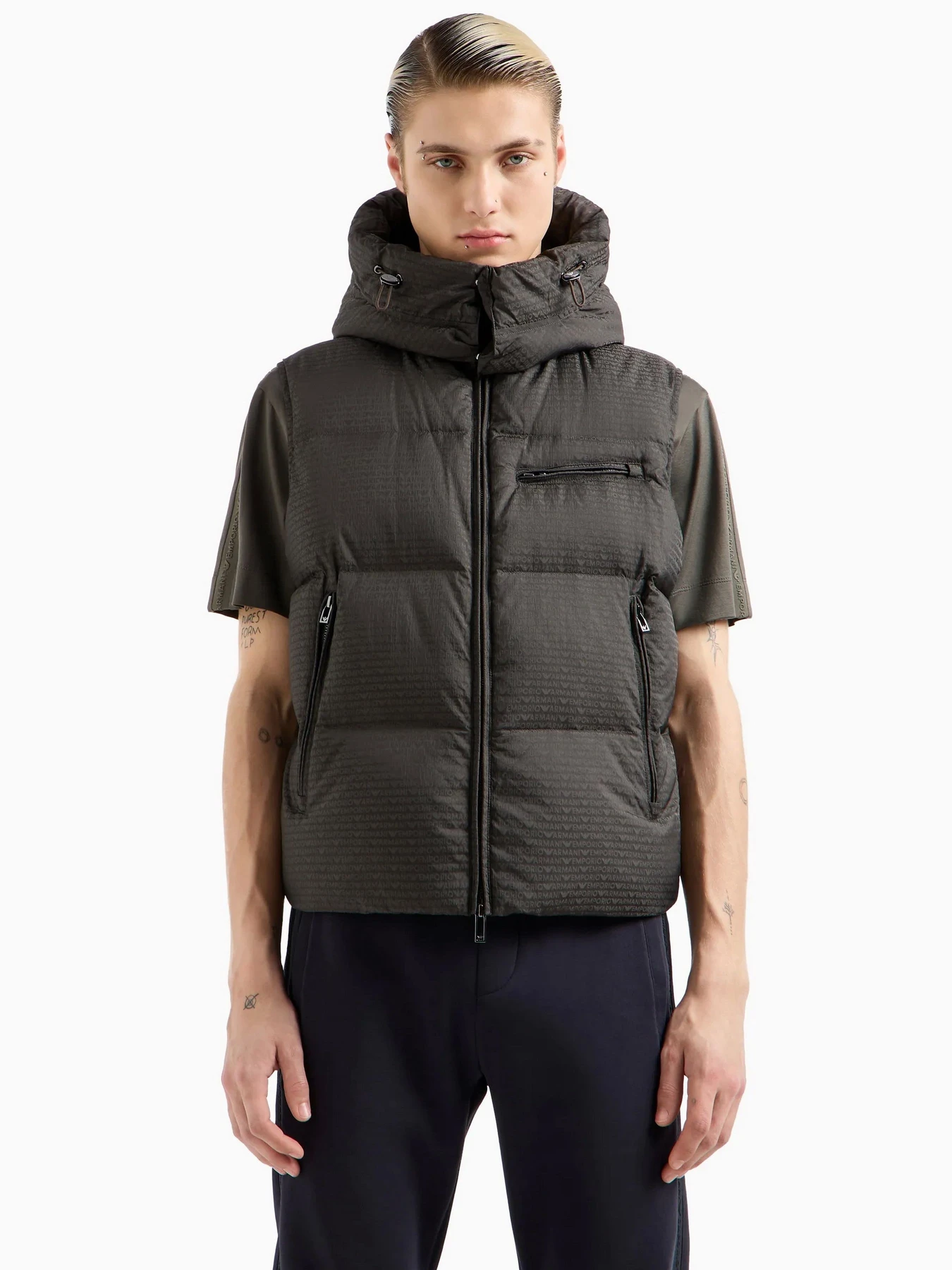 Куртки и дубленки Emporio Armani модель 6D1B66-1NNXZ-05A6 Фото