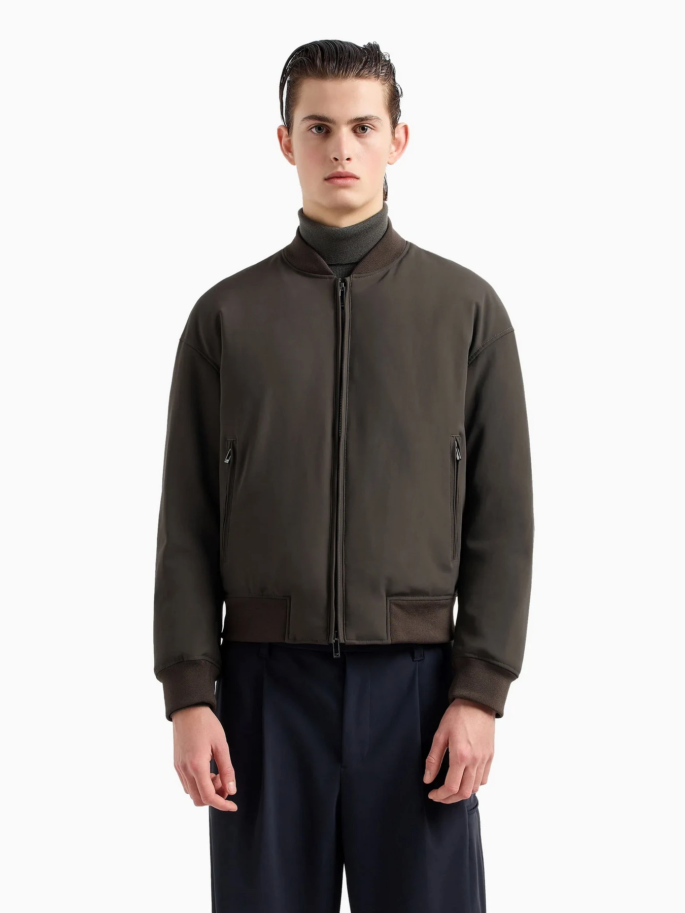 Куртки и дубленки Emporio Armani модель 6D1B67-1NUSZ-05A6 Куртки и дубленки Emporio Armani модель 6D1B67-1NUSZ-05A6 Фото