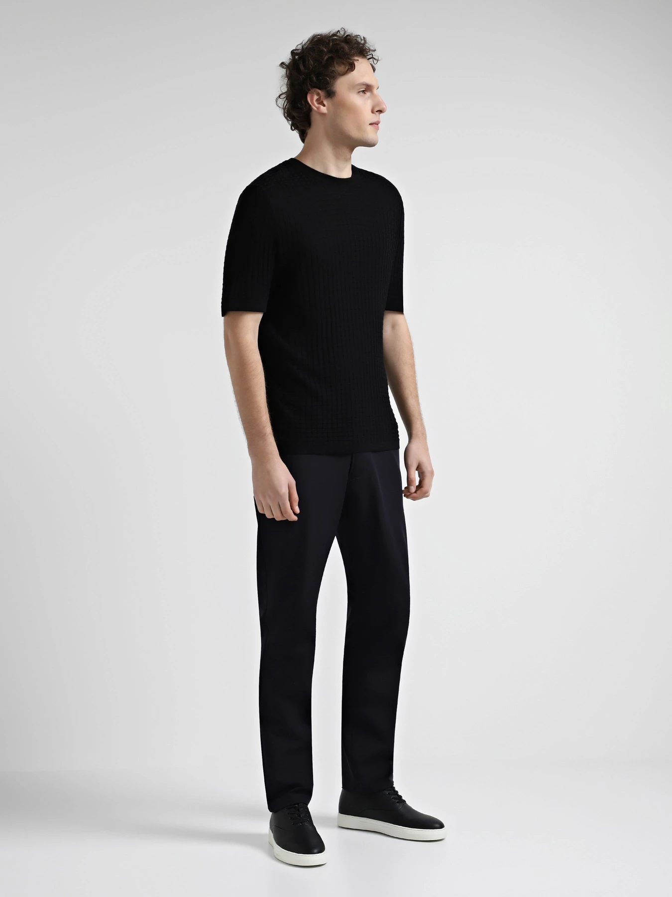Джинси Emporio Armani модель 6D1J06-1NUBZ-0920 Джинси Emporio Armani модель 6D1J06-1NUBZ-0920 Фото