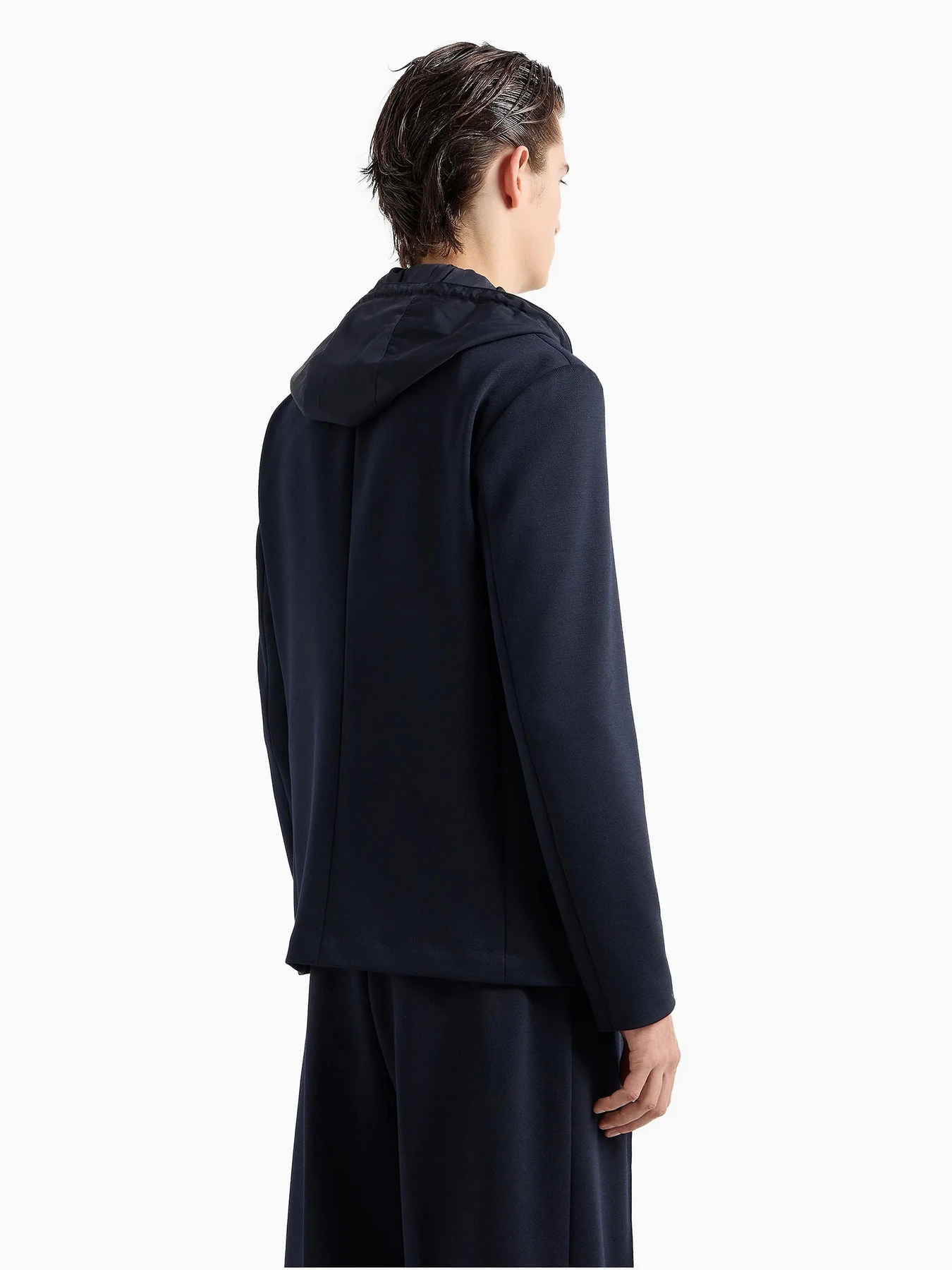Пиджаки Emporio Armani модель 6D1G61-1JHQZ-0920 Пиджаки Emporio Armani модель 6D1G61-1JHQZ-0920 Фото