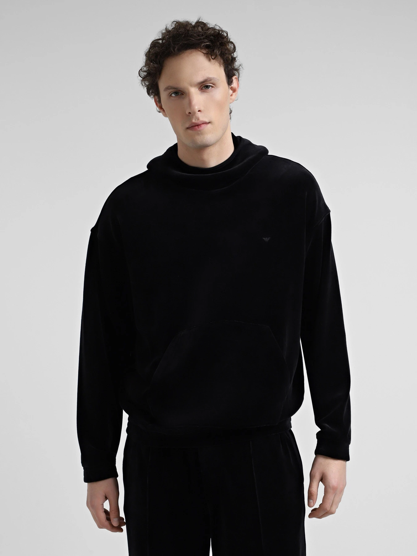Худи и свитшоты Emporio Armani модель 6D1M77-1JOUZ-0999 Фото