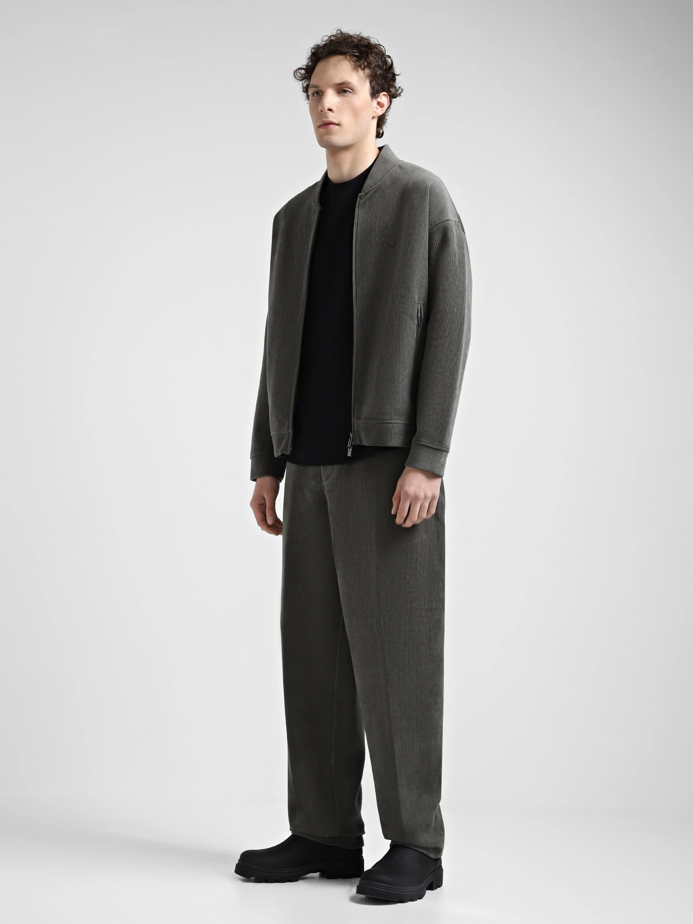 Штани Emporio Armani модель 6D1PN7-1JOWZ-06K0 Штани Emporio Armani модель 6D1PN7-1JOWZ-06K0 Фото