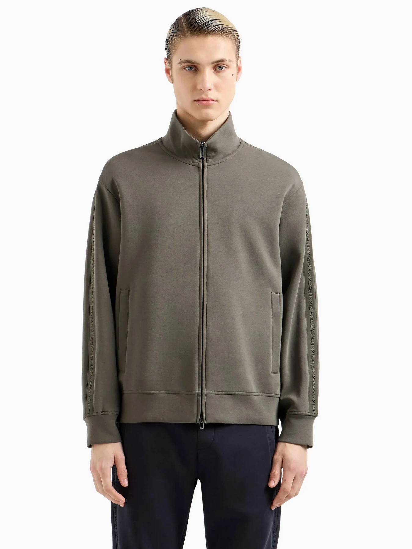 Худи и свитшоты Emporio Armani модель 6D1MA8-1JHSZ-06K0 Фото