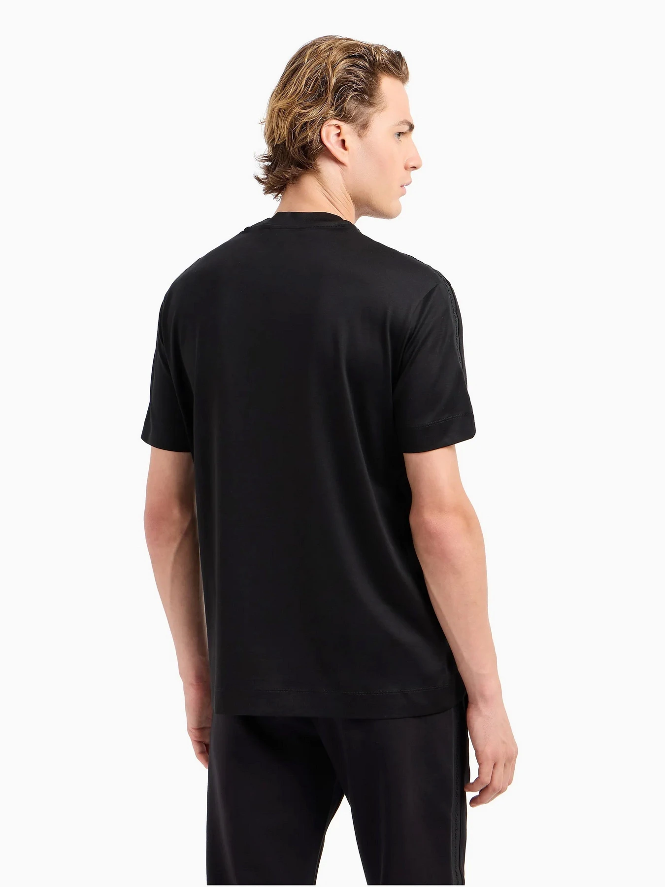 Футболки и поло Emporio Armani модель 6D1TD6-1JOSZ-0999 Футболки и поло Emporio Armani модель 6D1TD6-1JOSZ-0999 Фото