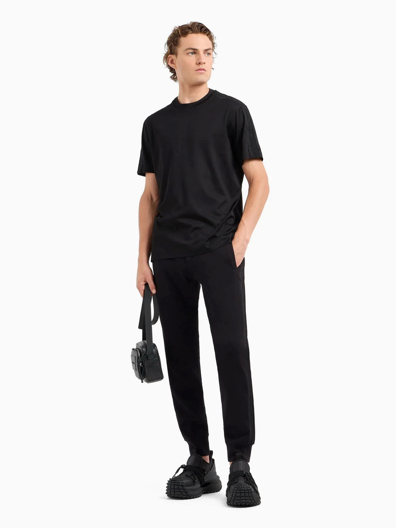 Футболки и поло Emporio Armani модель 6D1TD6-1JOSZ-0999 Футболки и поло Emporio Armani модель 6D1TD6-1JOSZ-0999 Фото