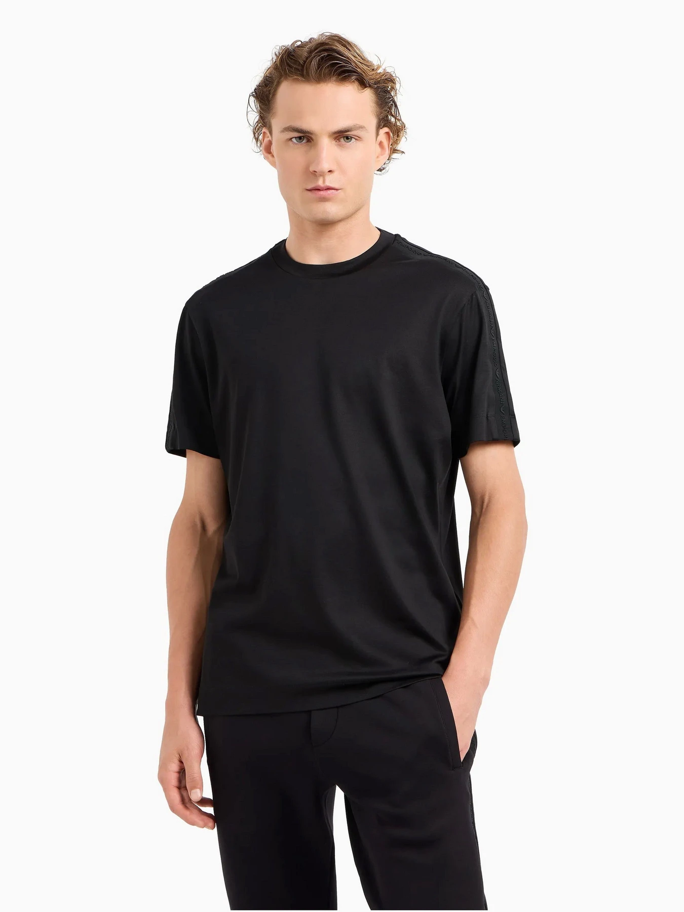 Футболки и поло Emporio Armani модель 6D1TD6-1JOSZ-0999 Футболки и поло Emporio Armani модель 6D1TD6-1JOSZ-0999 Фото