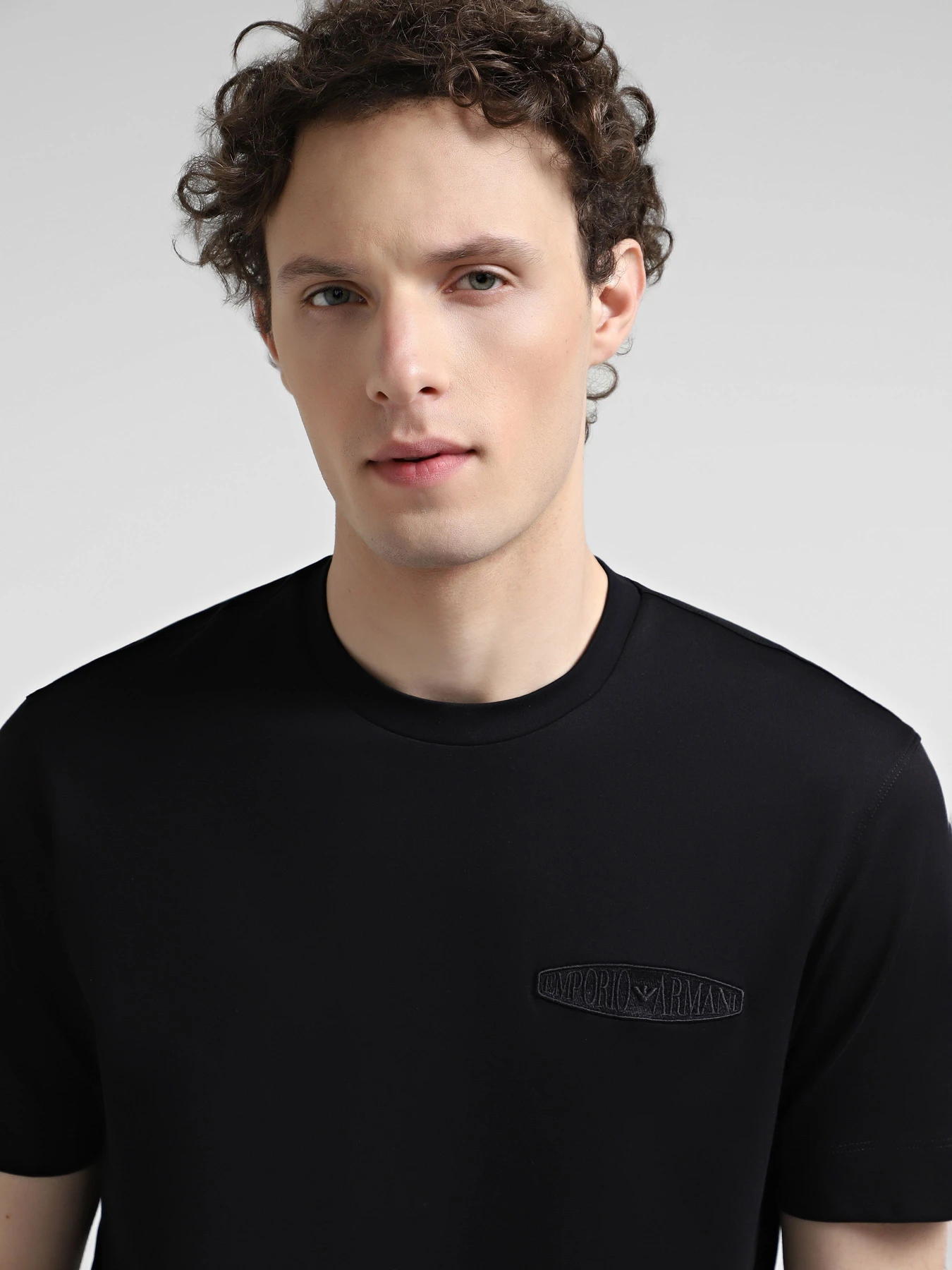 Футболки и поло Emporio Armani модель 6D1TM1-1JOCZ-0023 Футболки и поло Emporio Armani модель 6D1TM1-1JOCZ-0023 Фото