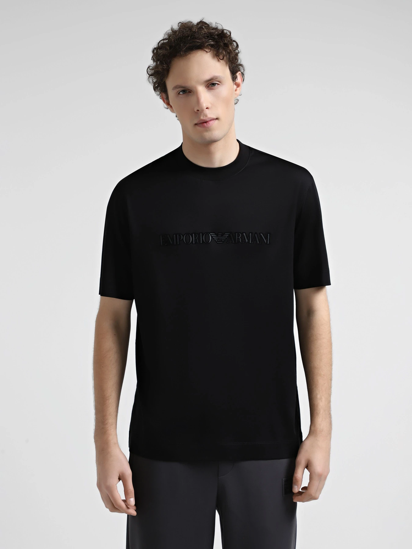 Футболки и поло Emporio Armani модель 6D1TR3-1JOSZ-0035 Фото