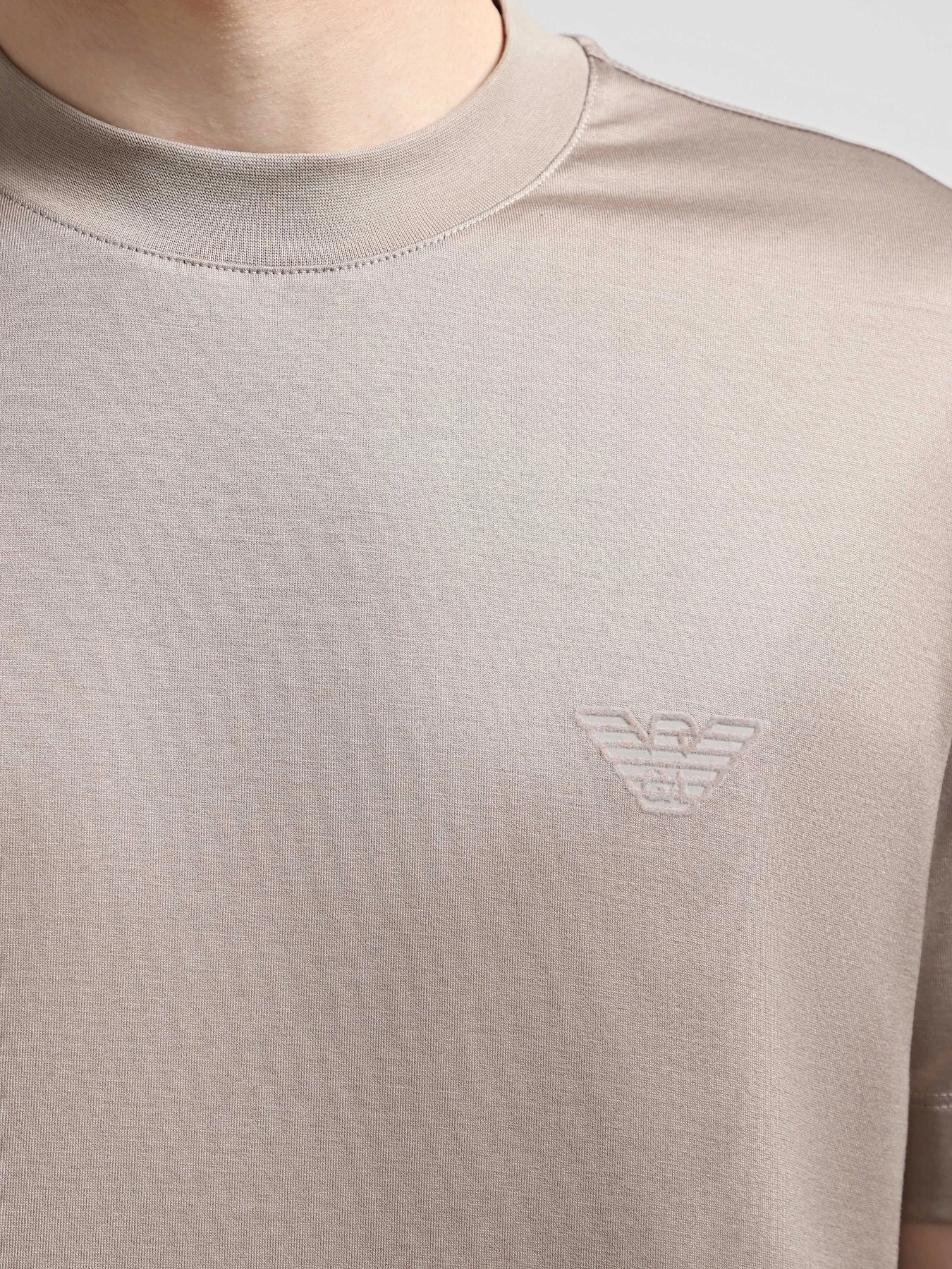 Футболки и поло Emporio Armani модель 6D1TR3-1JOSZ-0195 Футболки и поло Emporio Armani модель 6D1TR3-1JOSZ-0195 Фото