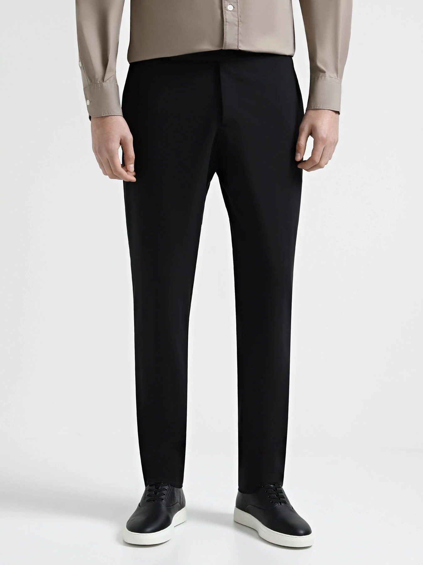 Штани Emporio Armani модель EM000565-TE10404-UC001 Штани Emporio Armani модель EM000565-TE10404-UC001 Фото