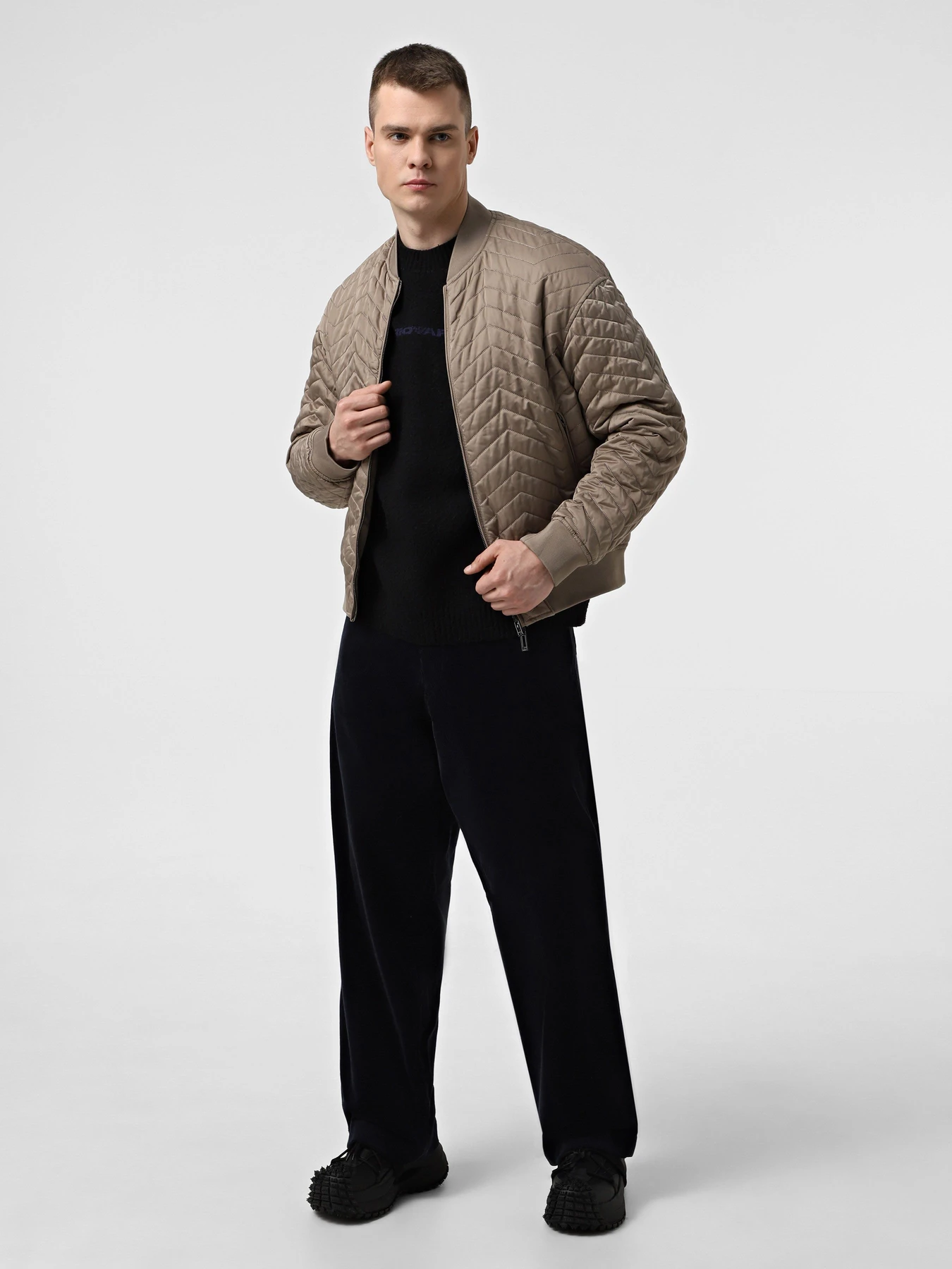 Куртки та дублянки Emporio Armani модель 6D1B71-1NUAZ-0144 Куртки та дублянки Emporio Armani модель 6D1B71-1NUAZ-0144 Фото