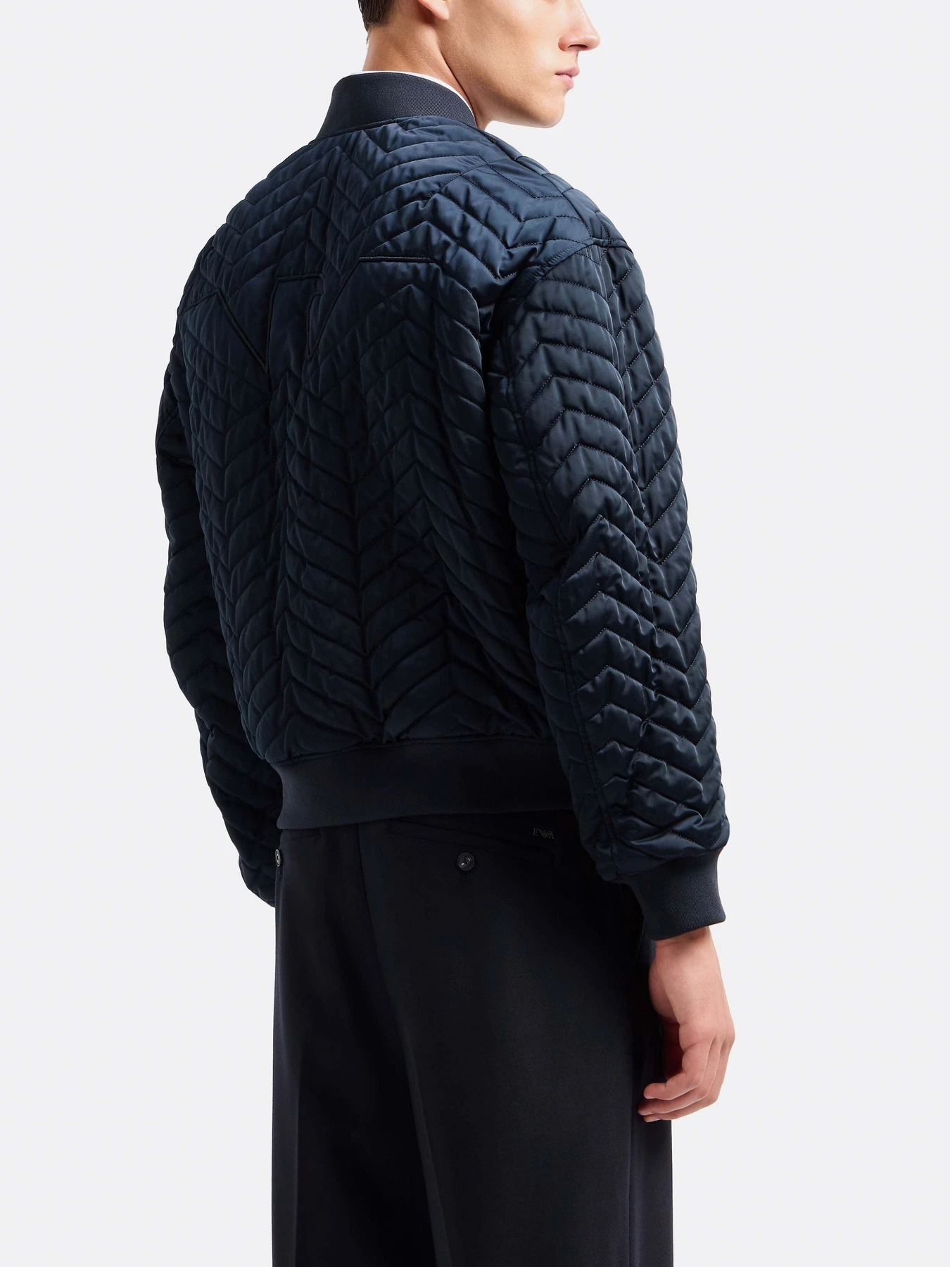 Куртки та дублянки Emporio Armani модель 6D1B71-1NUAZ-0920 Куртки та дублянки Emporio Armani модель 6D1B71-1NUAZ-0920 Фото