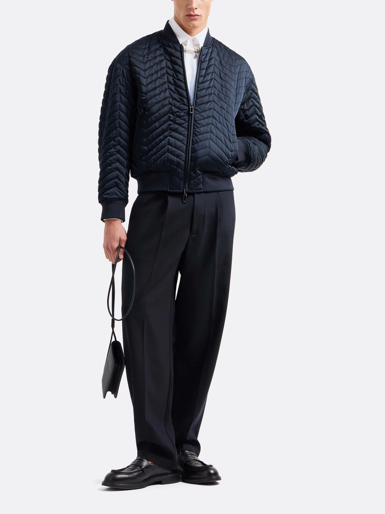 Куртки та дублянки Emporio Armani модель 6D1B71-1NUAZ-0920 Куртки та дублянки Emporio Armani модель 6D1B71-1NUAZ-0920 Фото