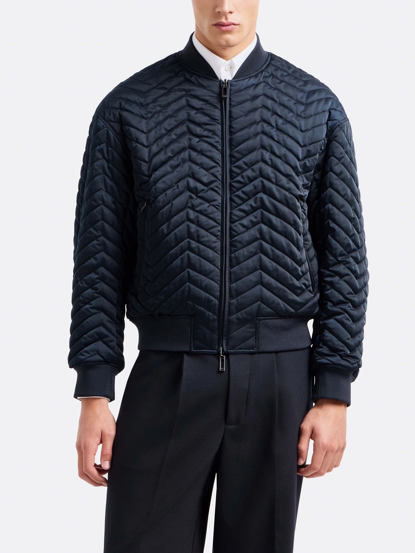 Куртки та дублянки Emporio Armani модель 6D1B71-1NUAZ-0920 Куртки та дублянки Emporio Armani модель 6D1B71-1NUAZ-0920 Фото