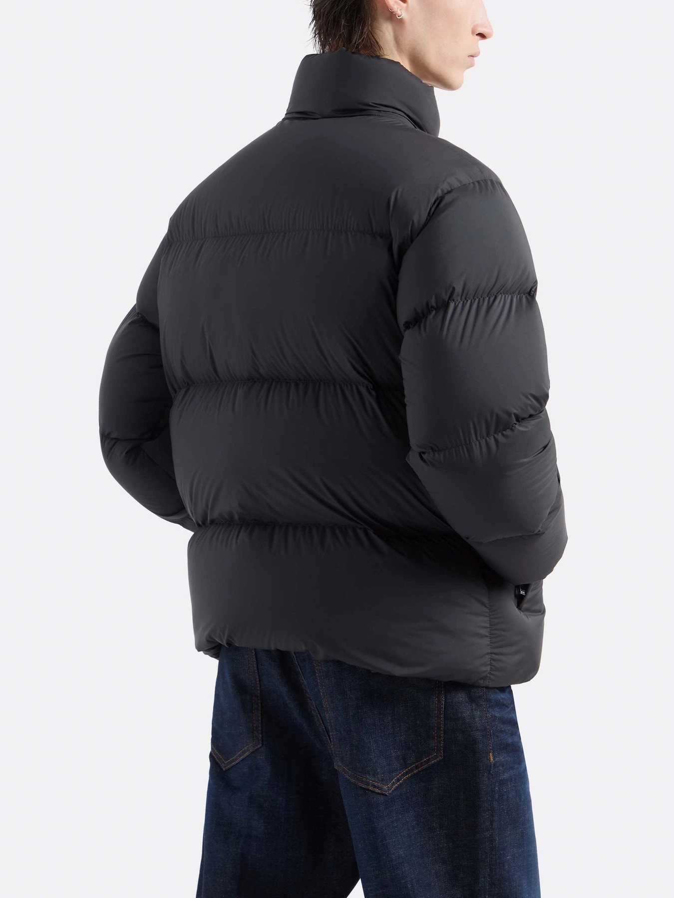 Куртки и дубленки Emporio Armani модель 6D1BF6-1NQTZ-0999 Куртки и дубленки Emporio Armani модель 6D1BF6-1NQTZ-0999 Фото