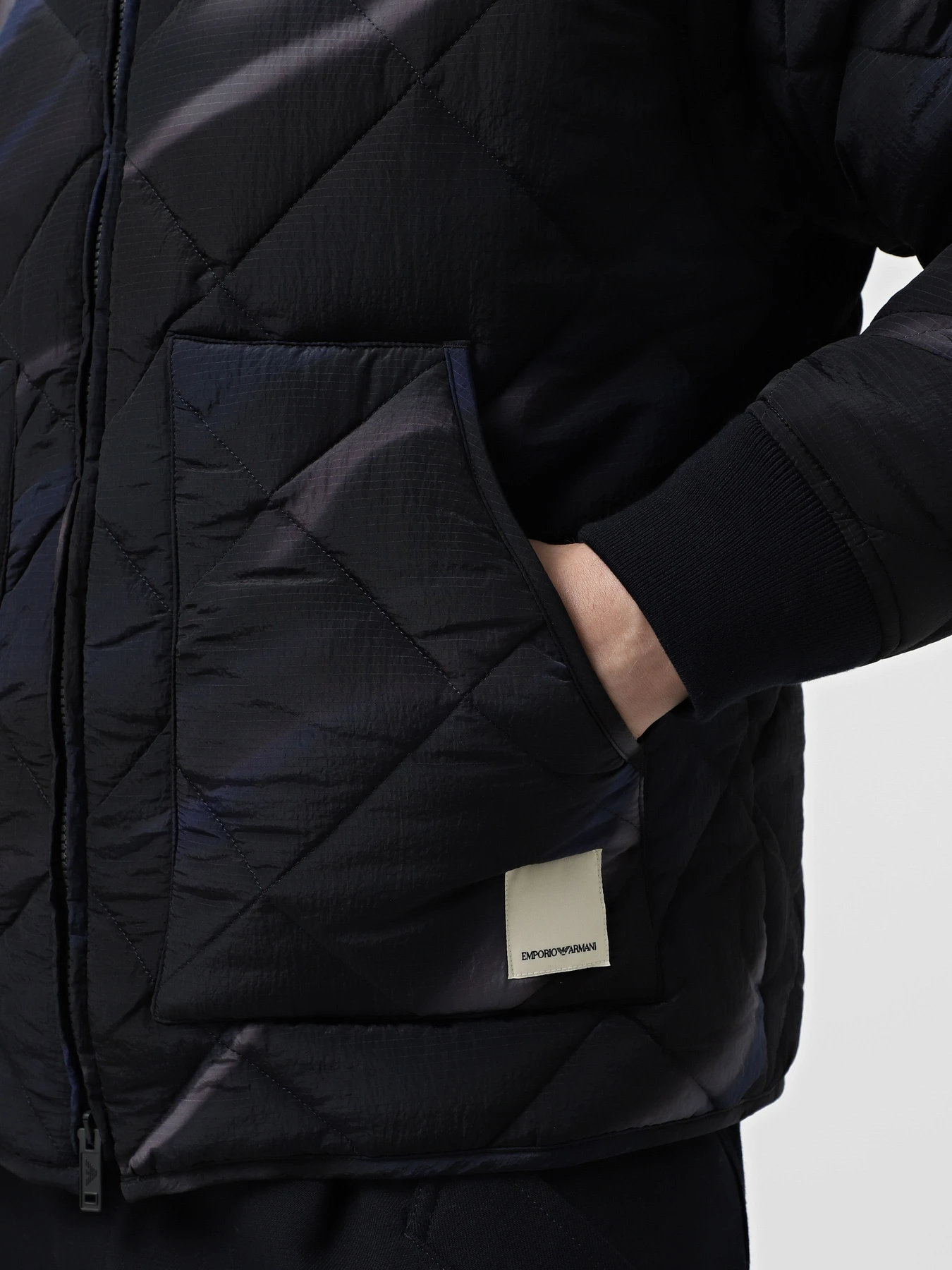 Куртки и дубленки Emporio Armani Sustainable модель 6D1B6C-1K5DZ-F945 Куртки и дубленки Emporio Armani Sustainable модель 6D1B6C-1K5DZ-F945 Фото