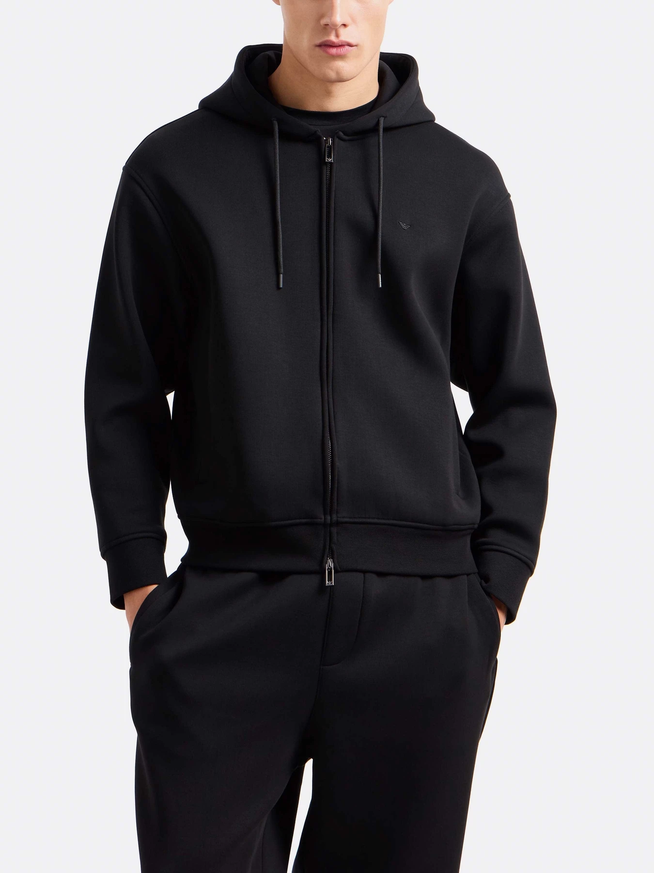 Худи и свитшоты Emporio Armani модель 6D1M90-1JOTZ-0999 Худи и свитшоты Emporio Armani модель 6D1M90-1JOTZ-0999 Фото