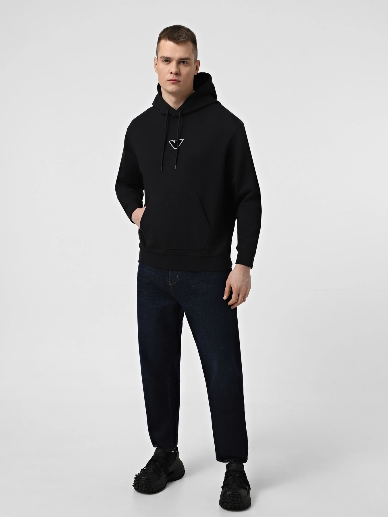 Худи и свитшоты Emporio Armani модель 6D1M93-1JTAZ-0037 Худи и свитшоты Emporio Armani модель 6D1M93-1JTAZ-0037 Фото