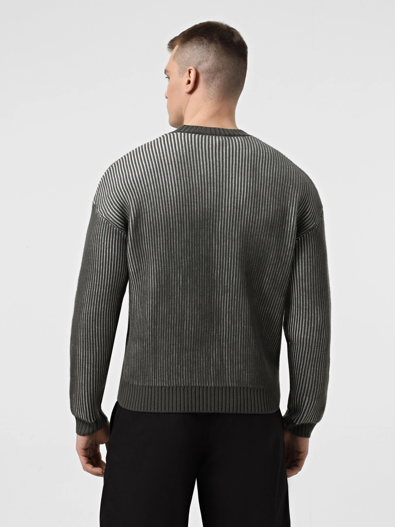 Свитры и кардиганы Emporio Armani модель 6D1MXA-1MJHZ-06K0 Свитры и кардиганы Emporio Armani модель 6D1MXA-1MJHZ-06K0 Фото
