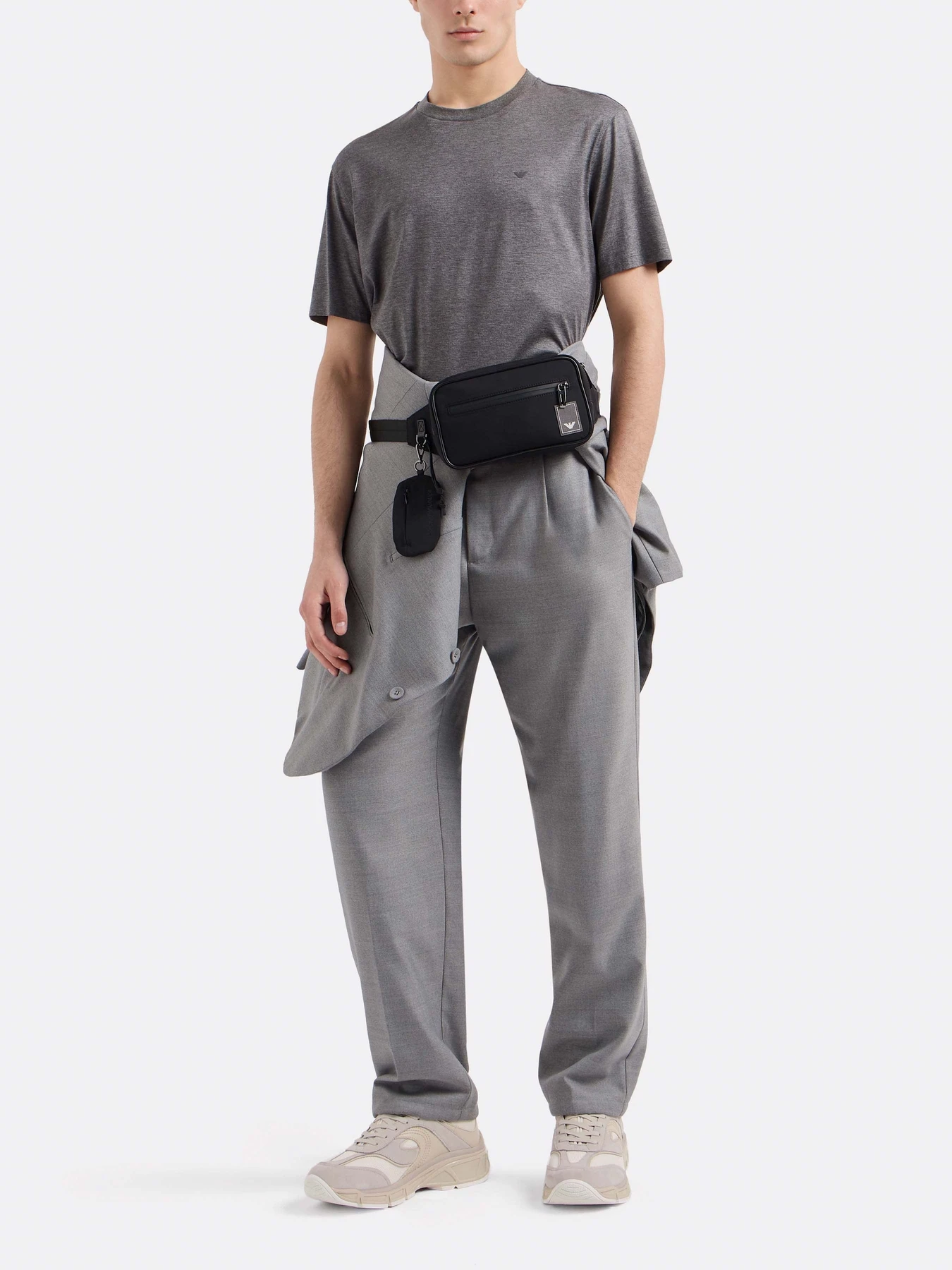 Футболки и поло Emporio Armani Travel Essentials модель EM000311-AF10761-O8004 Фото