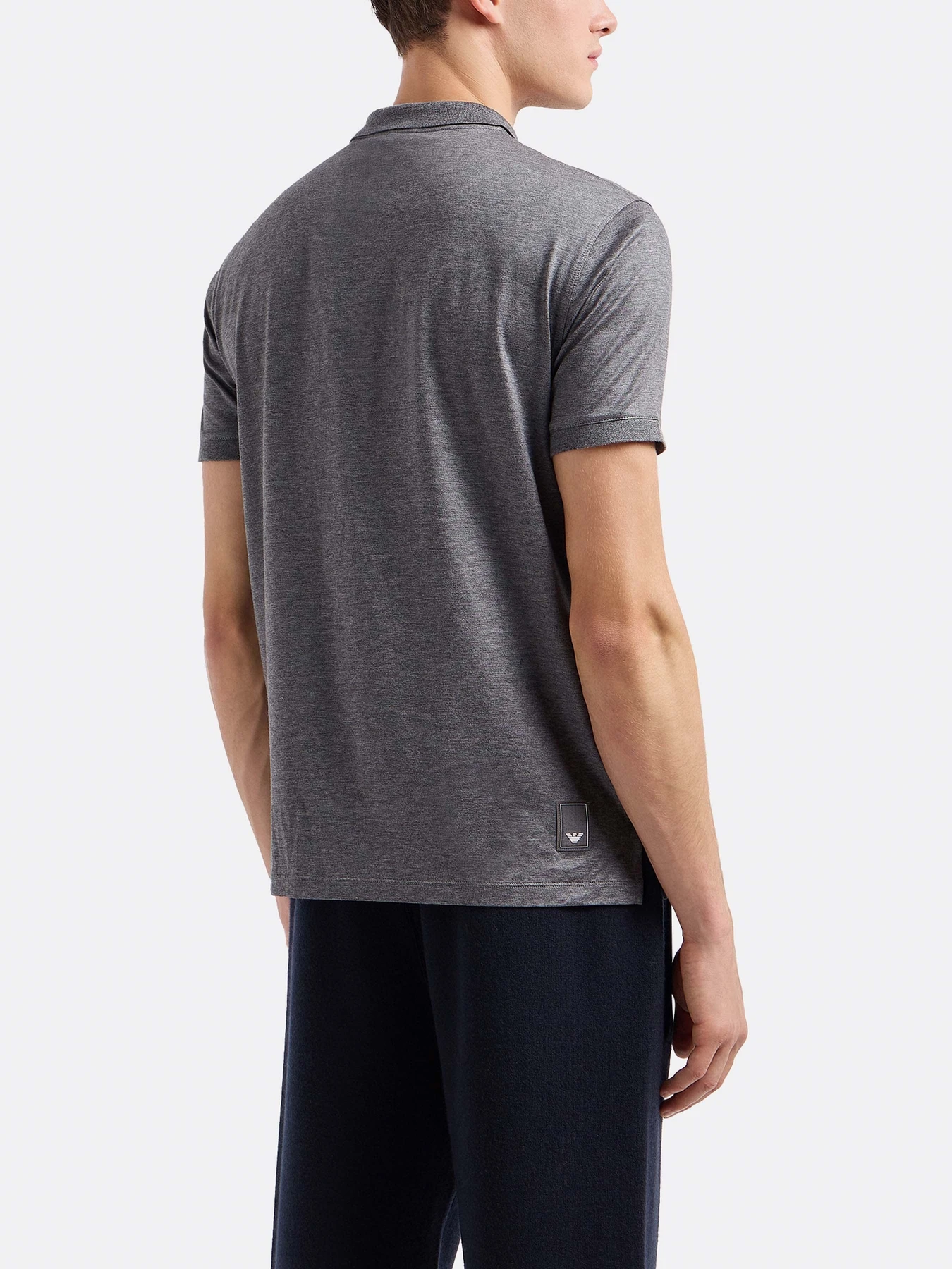 Футболки и поло Emporio Armani Travel Essentials модель EM000312-AF10761-O8004 Футболки и поло Emporio Armani Travel Essentials модель EM000312-AF10761-O8004 Фото