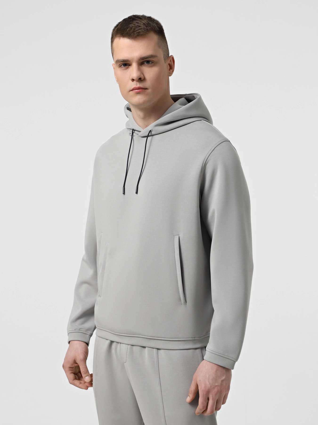 Худи и свитшоты Emporio Armani Travel Essentials модель EM000314-AF10103-U8062 Фото