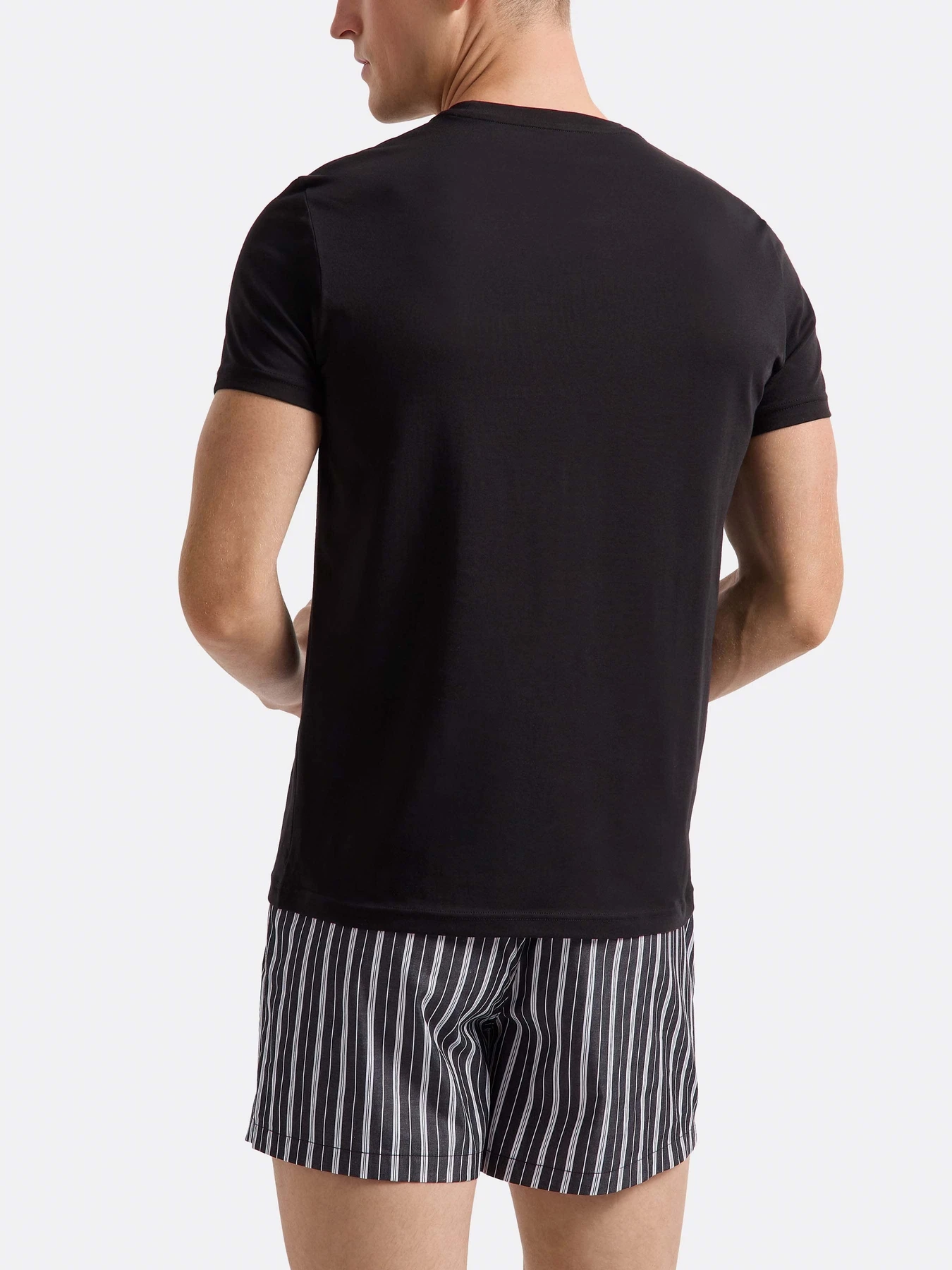 Футболки и поло Emporio Armani модель 111267-4F720-10320 Футболки и поло Emporio Armani модель 111267-4F720-10320 Фото