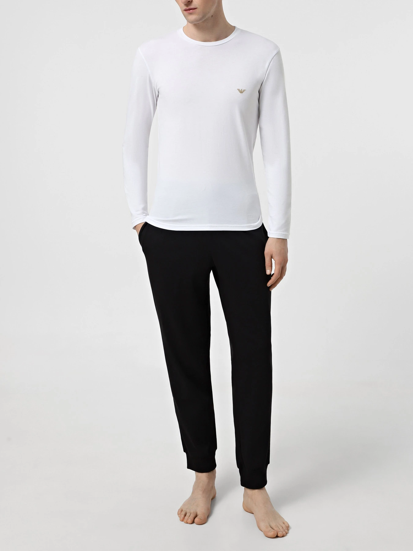 Худи и свитшоты Emporio Armani модель 111023-4F512-00010 Худи и свитшоты Emporio Armani модель 111023-4F512-00010 Фото
