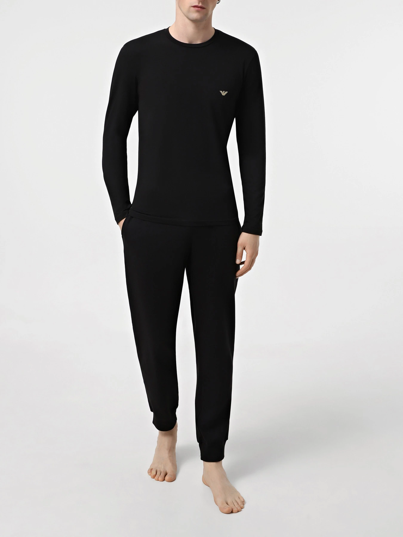 Худи и свитшоты Emporio Armani модель 111023-4F512-00020 Худи и свитшоты Emporio Armani модель 111023-4F512-00020 Фото