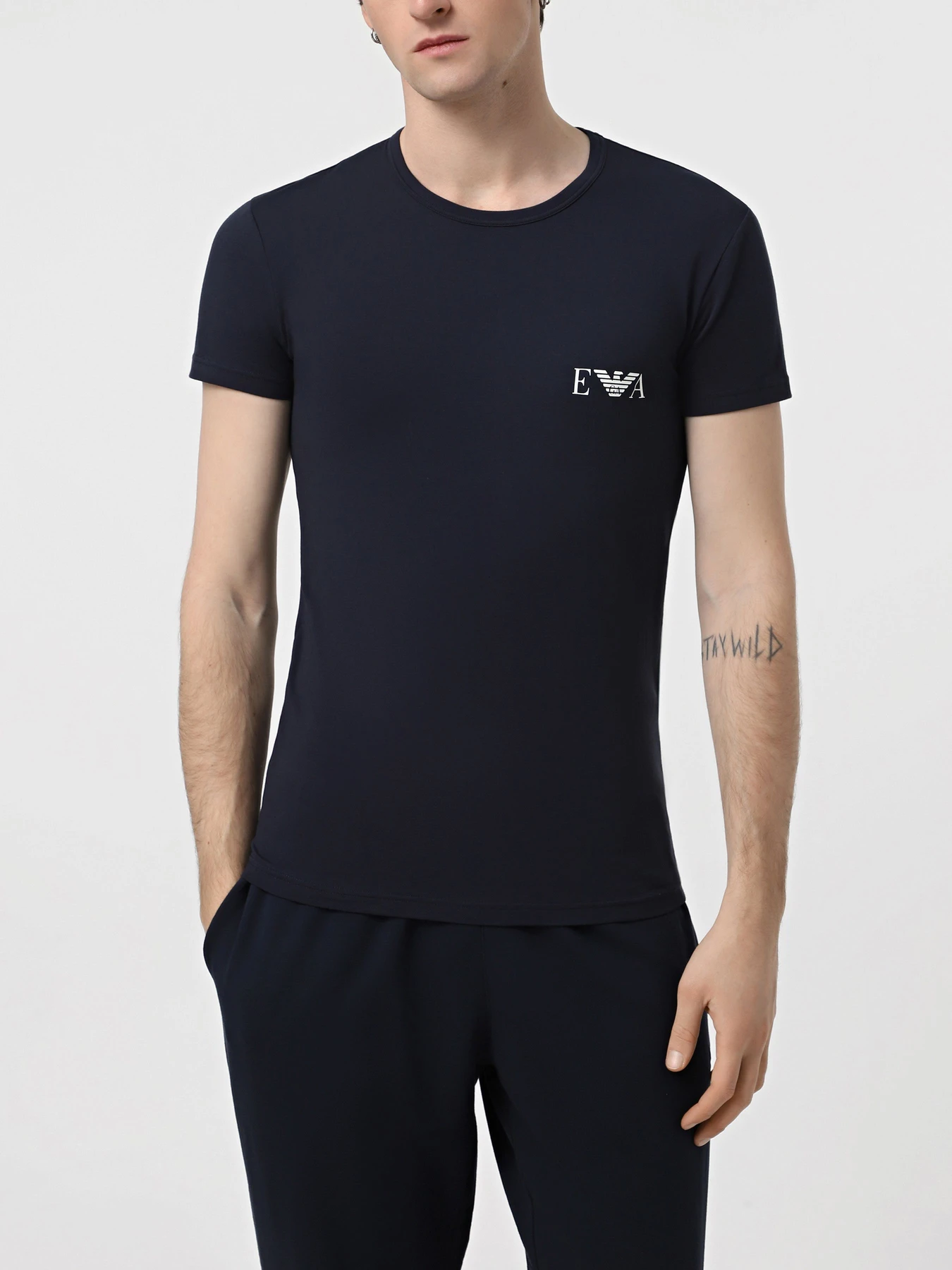 Футболки и поло Emporio Armani модель 111670-4F715-20285 Футболки и поло Emporio Armani модель 111670-4F715-20285 Фото