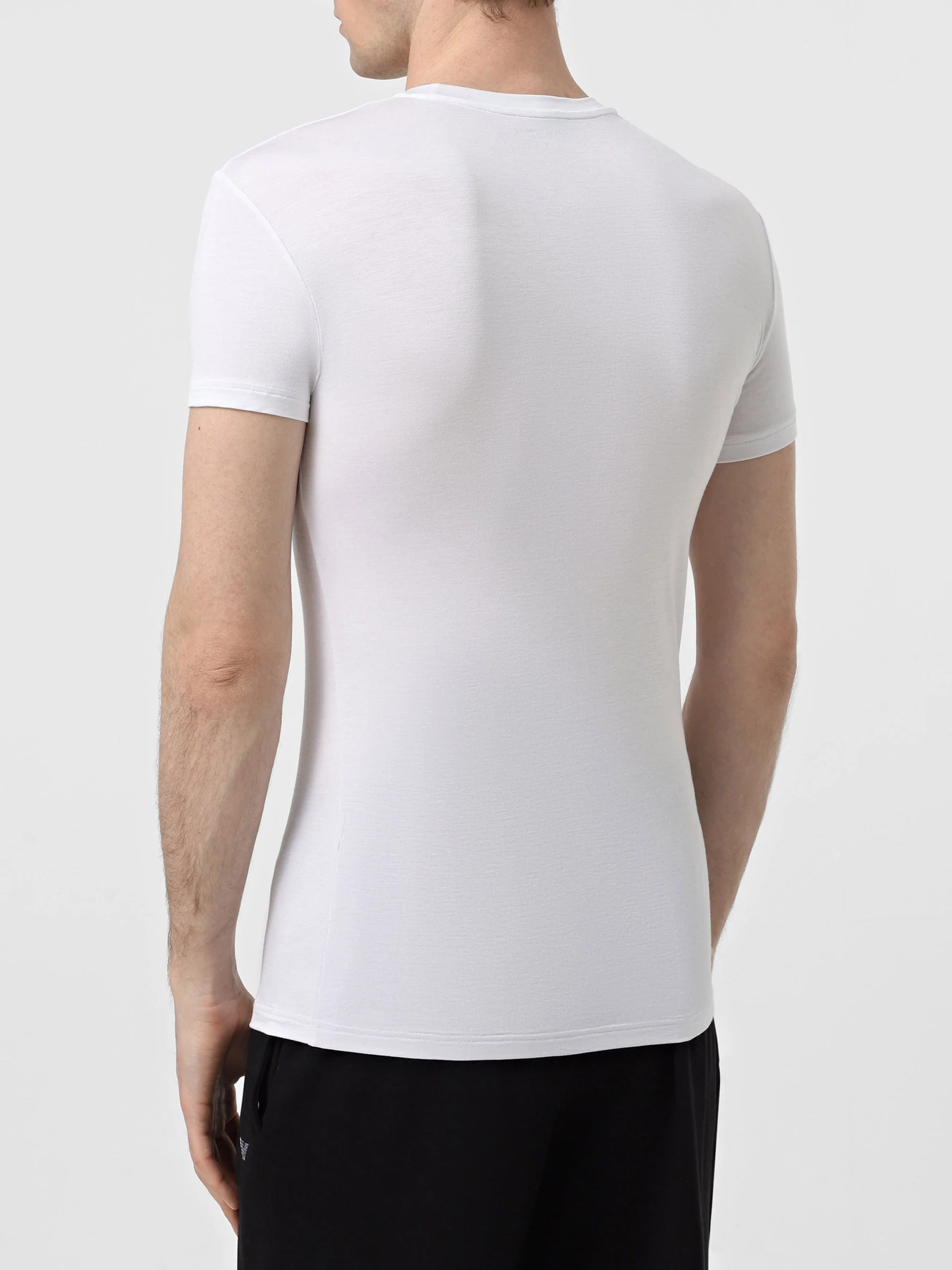 Футболки и поло Emporio Armani модель 111670-4F733-10410 Футболки и поло Emporio Armani модель 111670-4F733-10410 Фото
