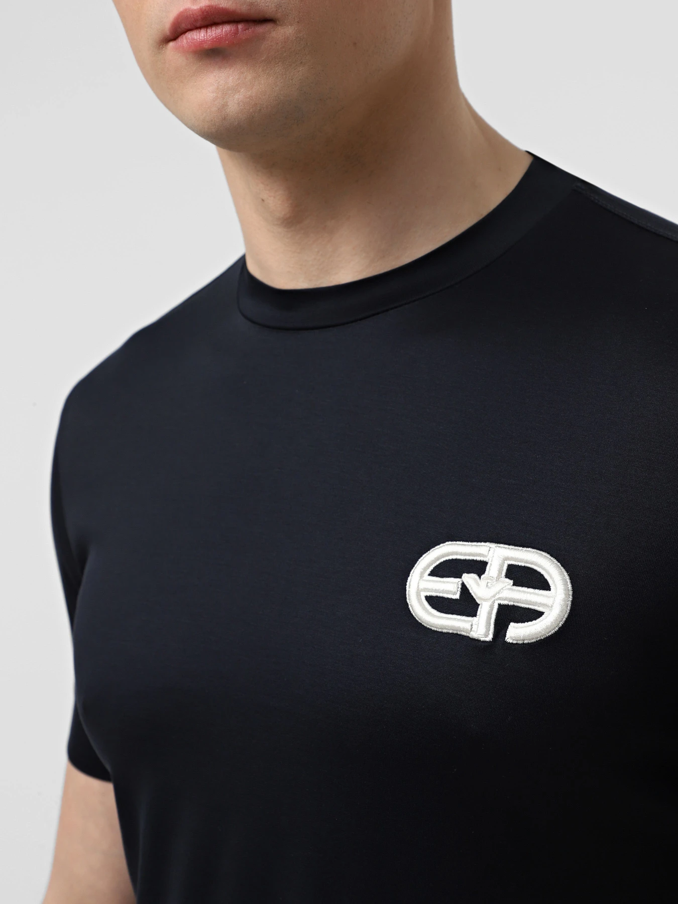 Футболки и поло Emporio Armani модель 8N1TF5-1JUVZ-0920 Футболки и поло Emporio Armani модель 8N1TF5-1JUVZ-0920 Фото