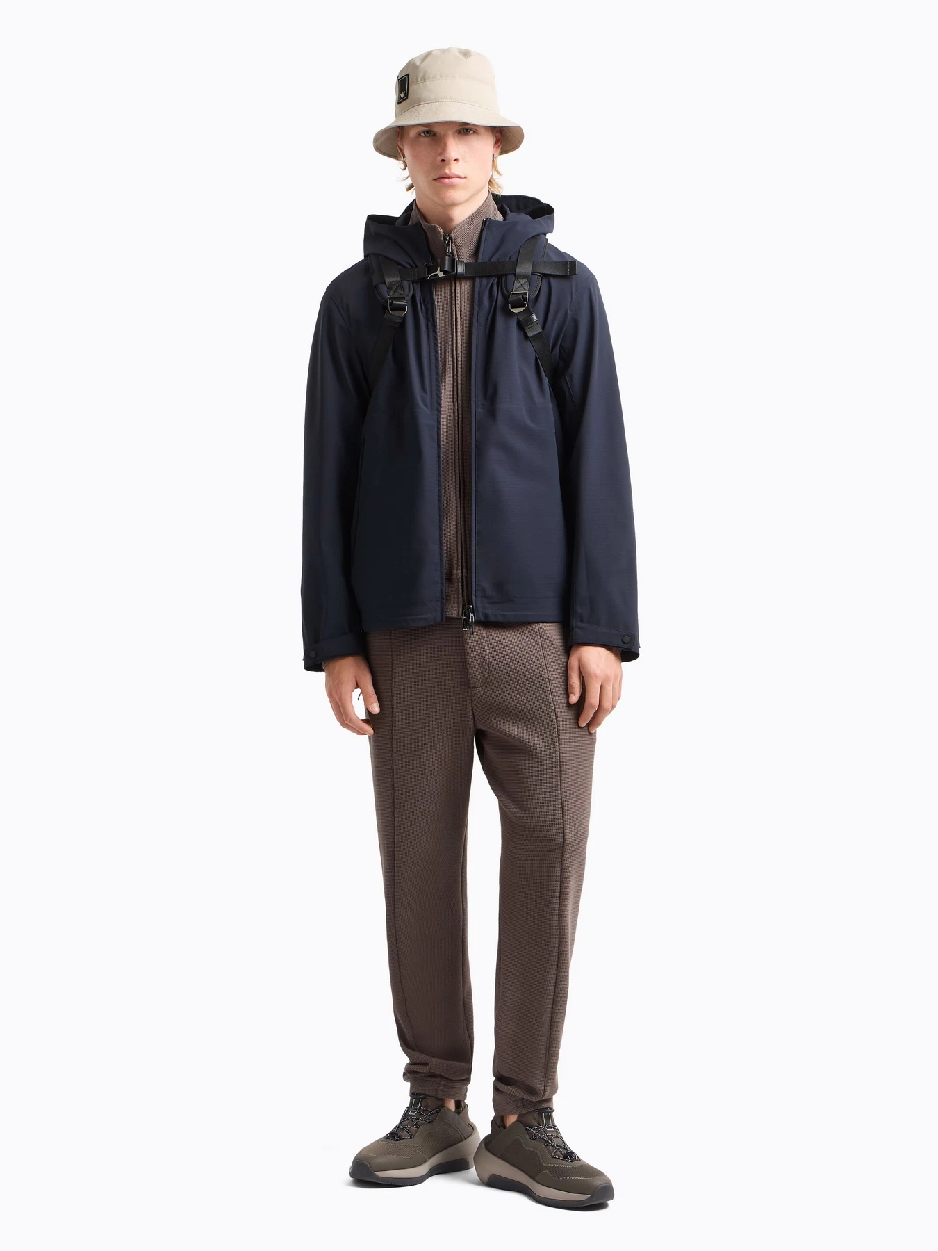 Куртки и дубленки Emporio Armani модель EM000818-AF13090-UB118 Куртки и дубленки Emporio Armani модель EM000818-AF13090-UB118 Фото