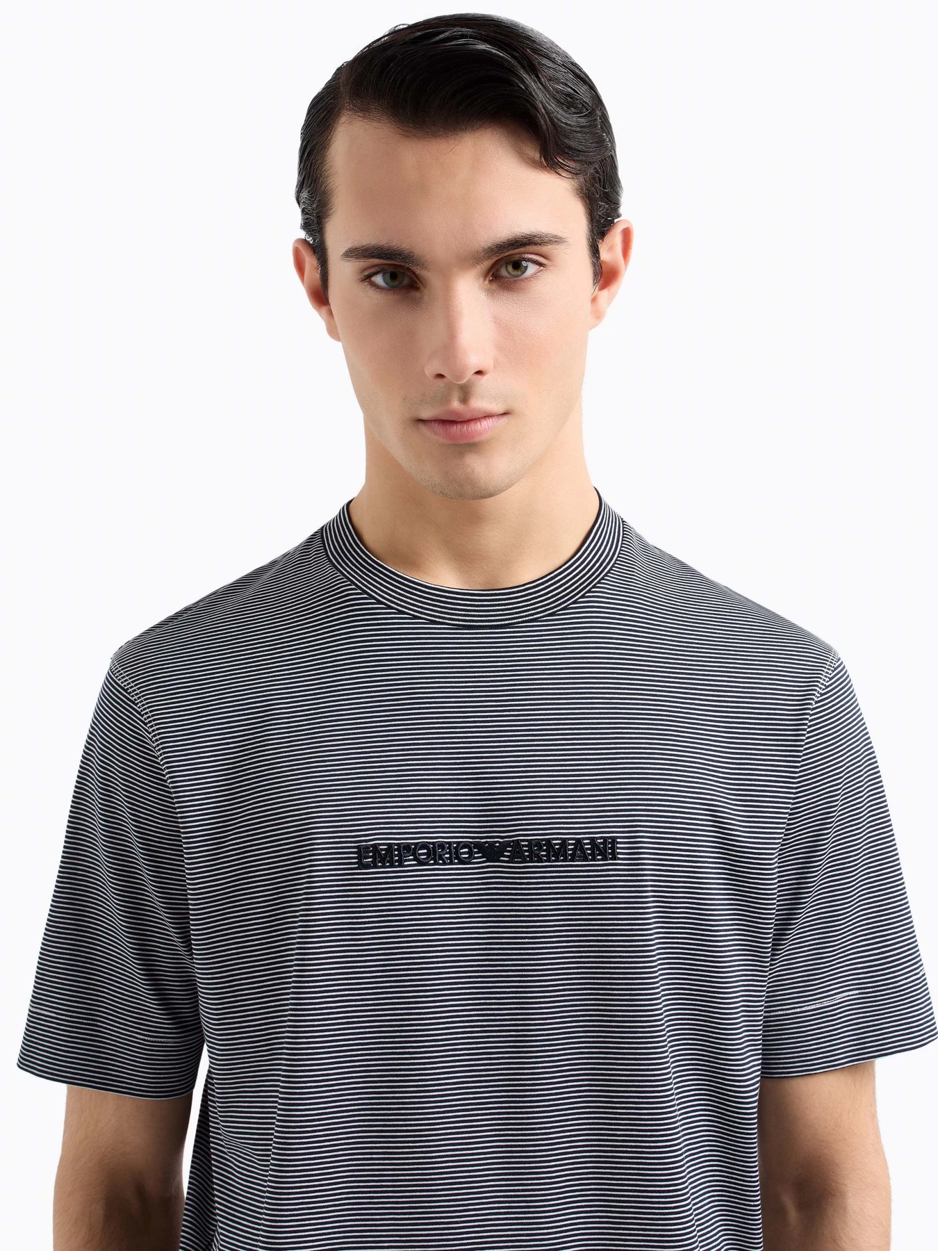 Футболки и поло Emporio Armani модель EM000824-AF12927-F0088 Футболки и поло Emporio Armani модель EM000824-AF12927-F0088 Фото