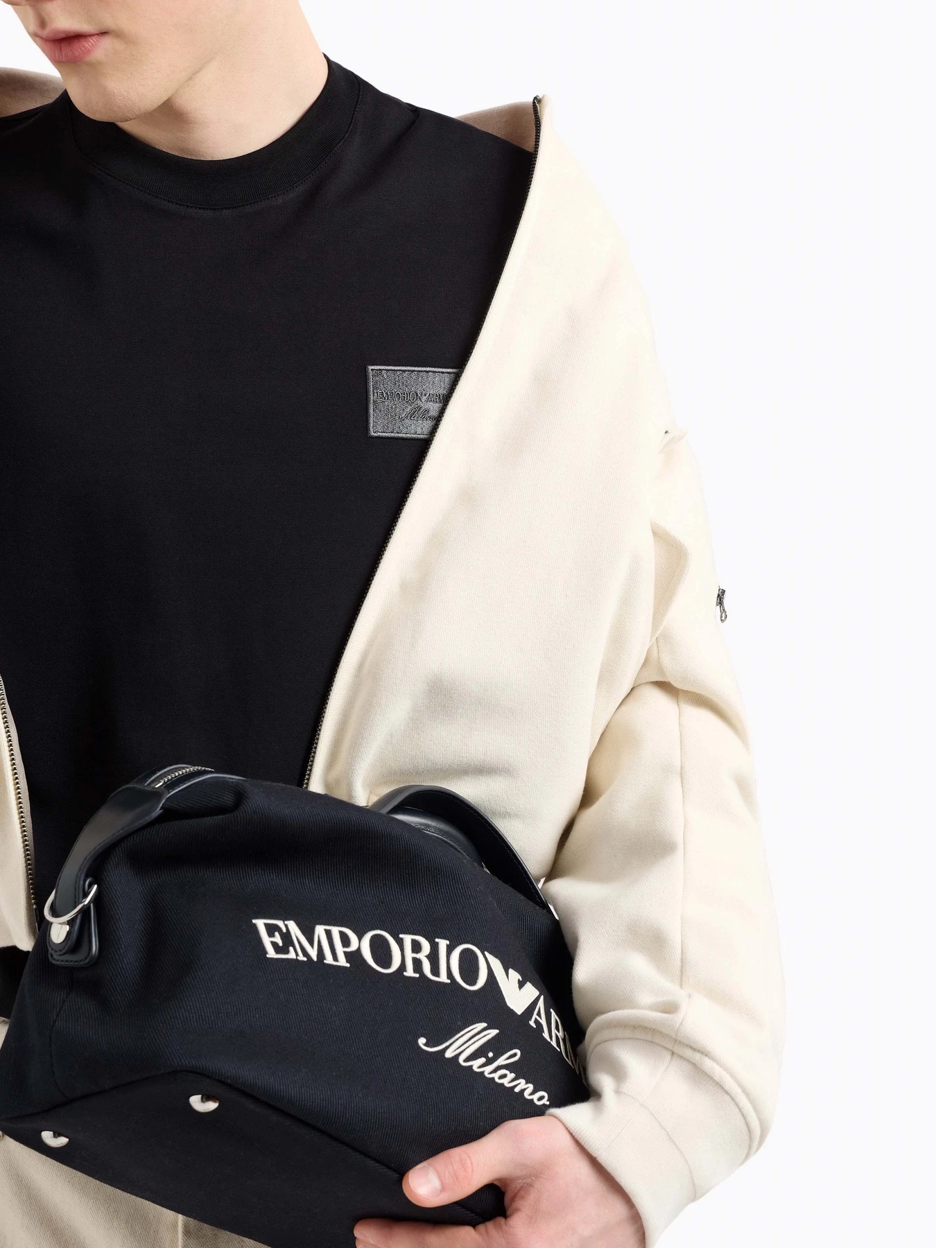 Футболки и поло Emporio Armani модель EM001018-AF12926-UC001 Футболки и поло Emporio Armani модель EM001018-AF12926-UC001 Фото
