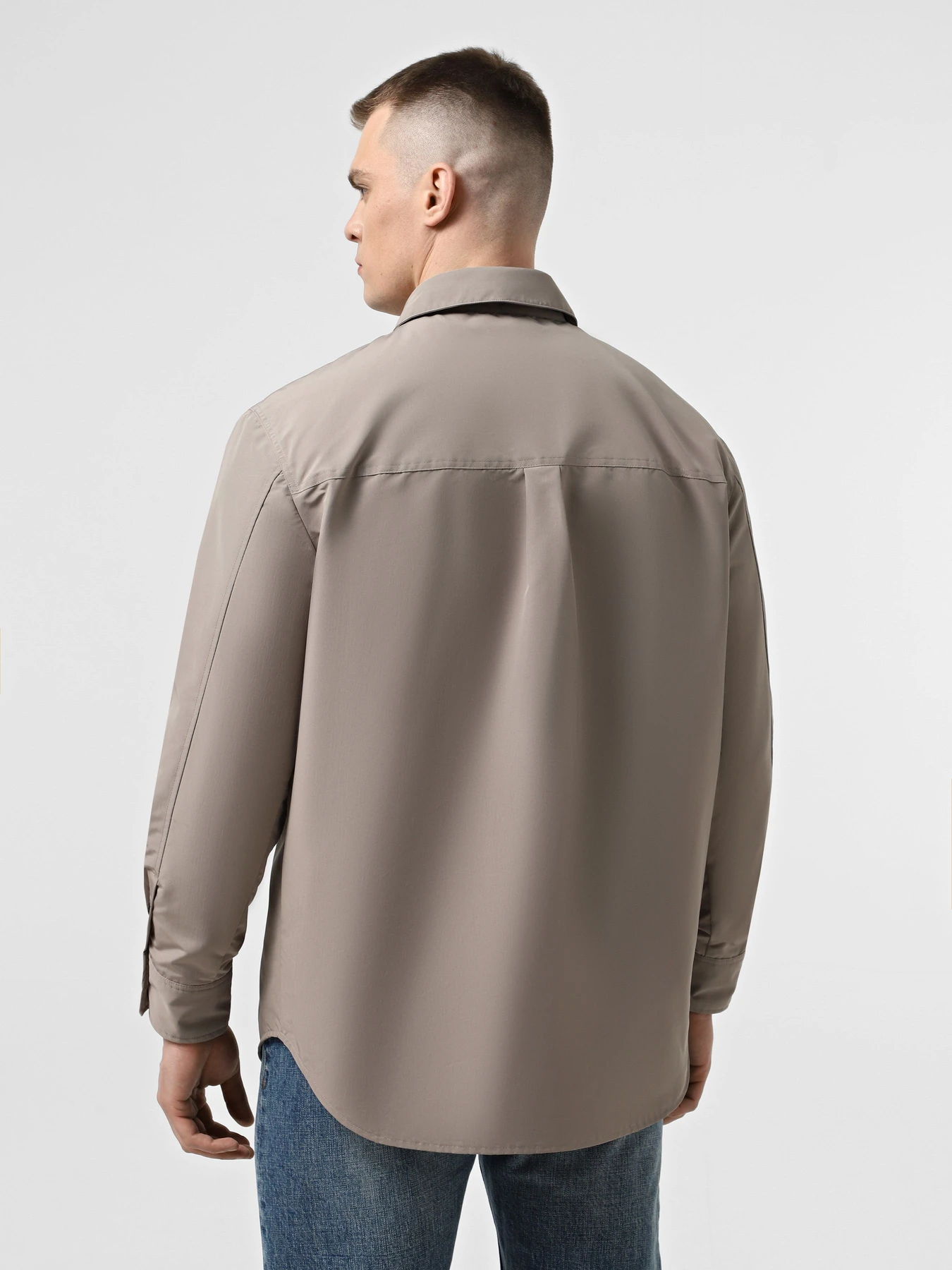 Куртки и дубленки Emporio Armani модель EM001629-AF13770-U6107 Куртки и дубленки Emporio Armani модель EM001629-AF13770-U6107 Фото