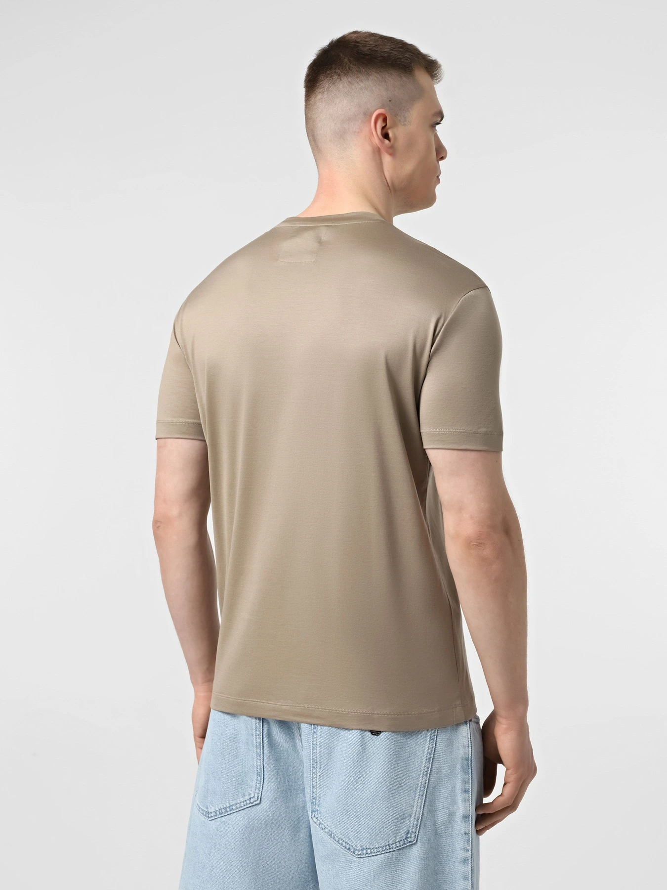 Футболки и поло Emporio Armani модель 8N1TE8-1JUVZ-U6167 Футболки и поло Emporio Armani модель 8N1TE8-1JUVZ-U6167 Фото
