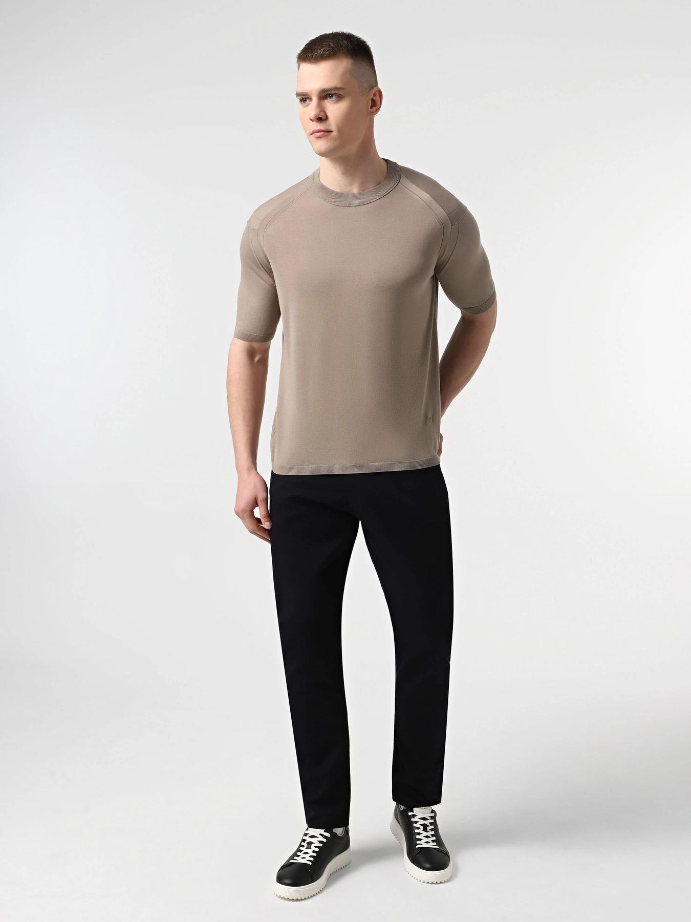 Футболки и поло Emporio Armani модель EM000672-AF13907-U6167 Футболки и поло Emporio Armani модель EM000672-AF13907-U6167 Фото