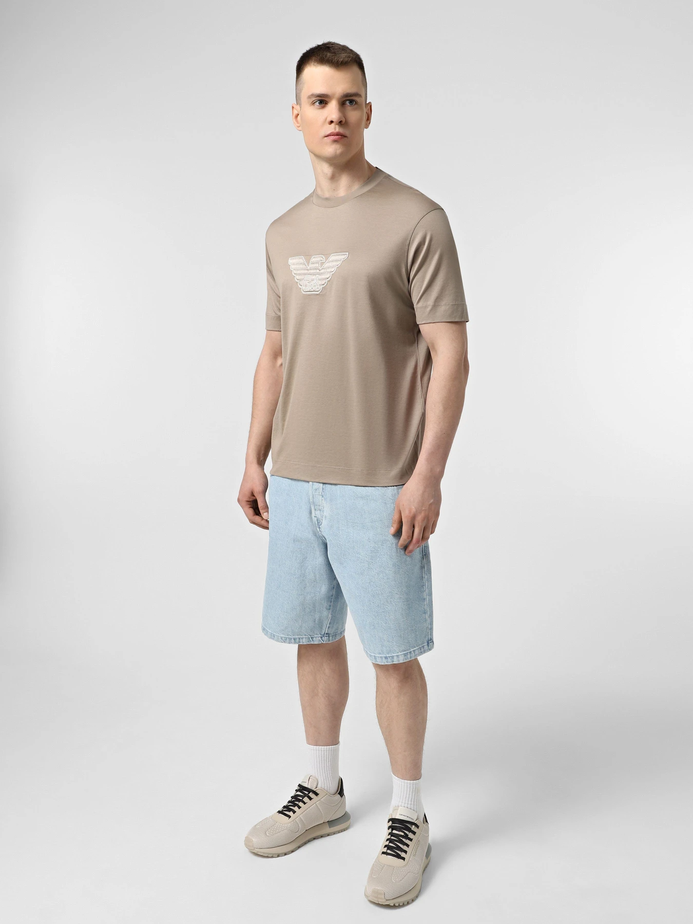 Футболки и поло Emporio Armani модель EM001033-AF10017-M6116 Футболки и поло Emporio Armani модель EM001033-AF10017-M6116 Фото