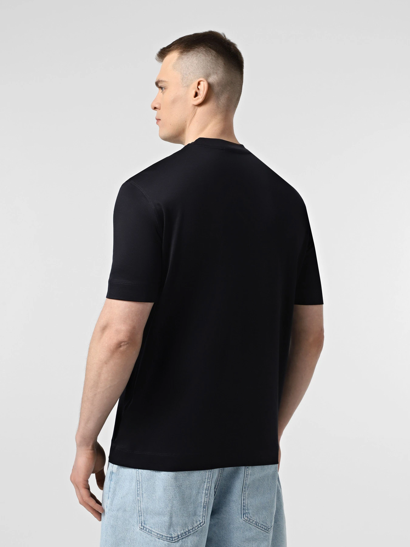 Футболки и поло Emporio Armani модель EM001033-AF10017-MB192 Футболки и поло Emporio Armani модель EM001033-AF10017-MB192 Фото