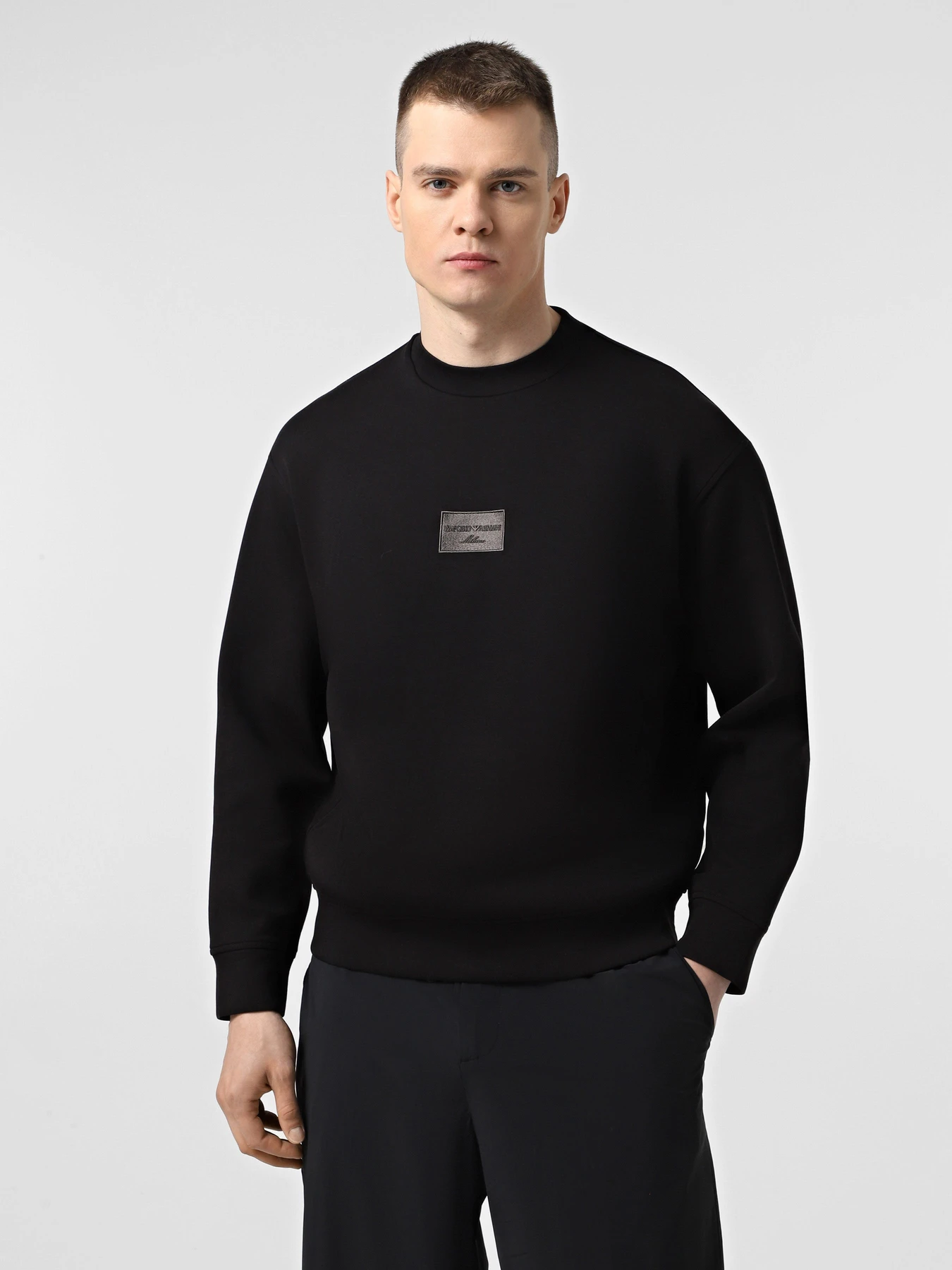 Худи и свитшоты Emporio Armani модель EM001045-AF10013-UC001 Худи и свитшоты Emporio Armani модель EM001045-AF10013-UC001 Фото
