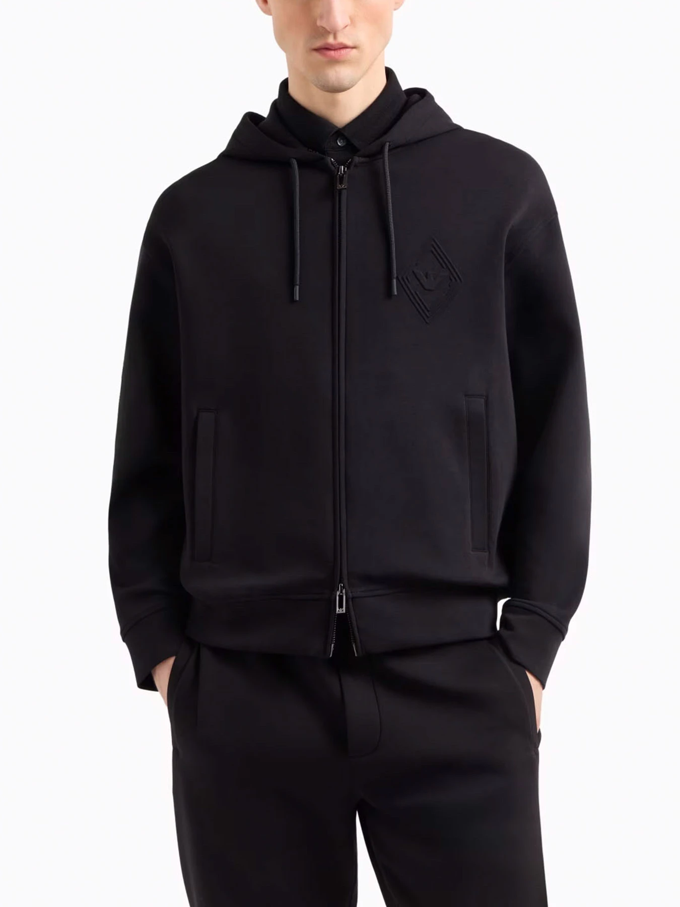 Худи и свитшоты Emporio Armani модель EM001122-AF10013-UC001 Худи и свитшоты Emporio Armani модель EM001122-AF10013-UC001 Фото